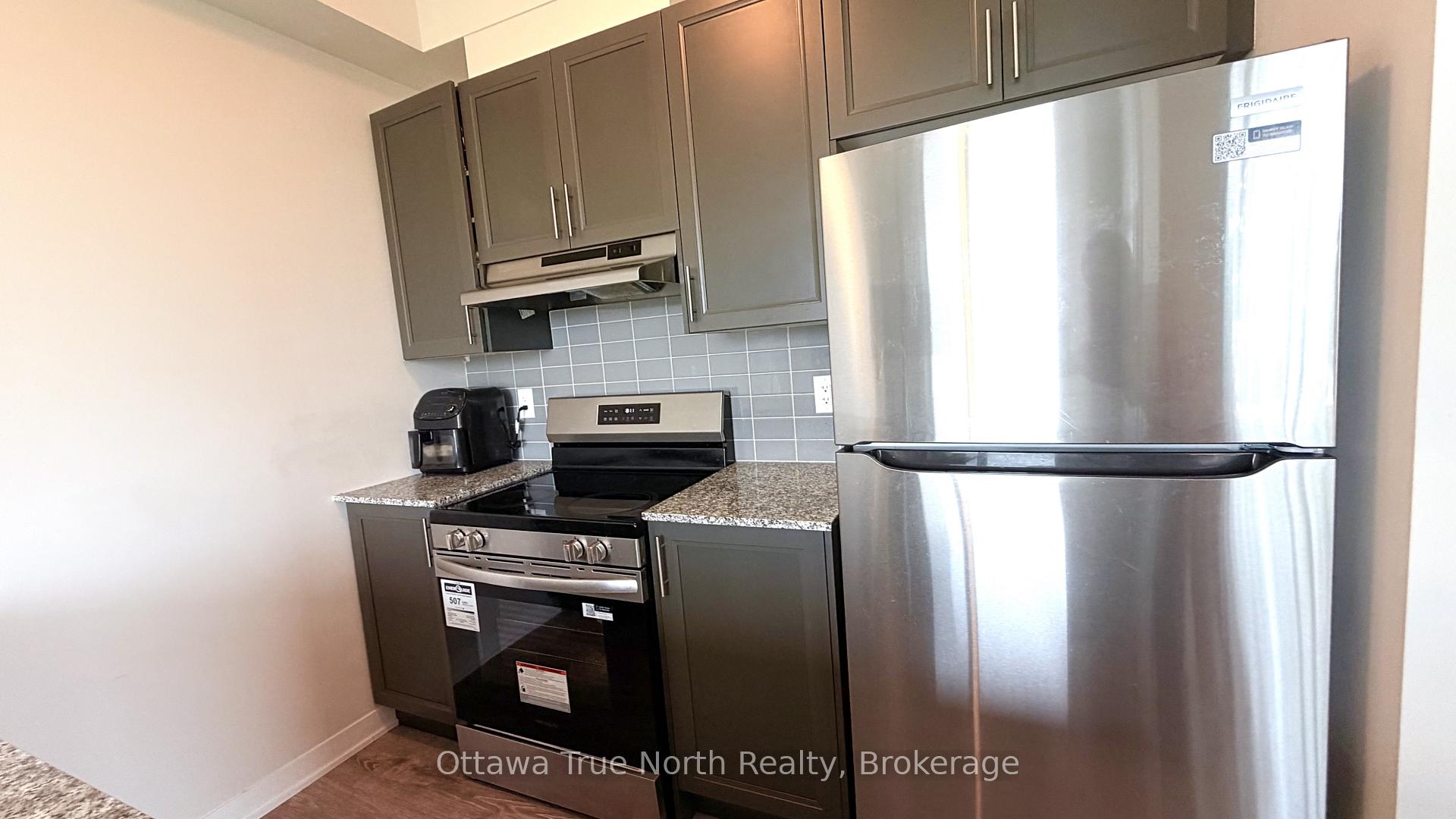 Photo 11 of 875 Andesite Terrace, Ottawa, Barrhaven - Half Moon Bay — HOMEH
