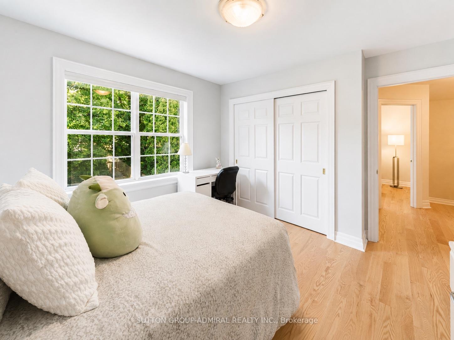 Photo 23 of 54 Starlight Crescent, Richmond Hill, Mill Pond — HOMEH