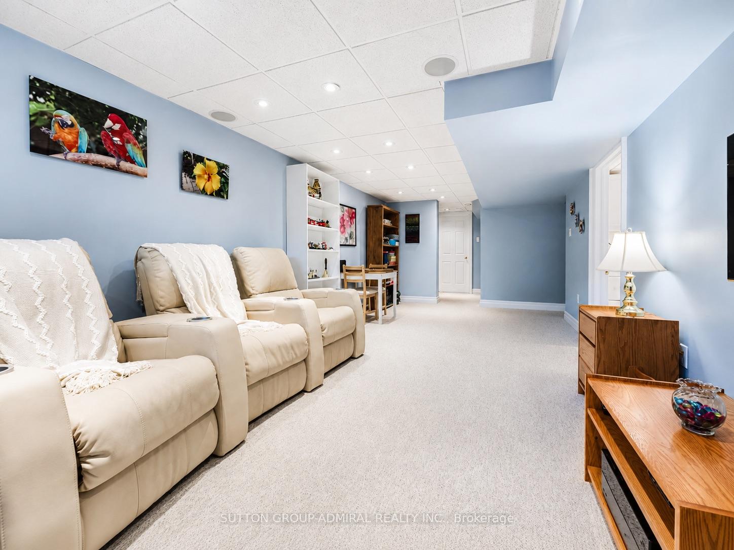 Photo 27 of 54 Starlight Crescent, Richmond Hill, Mill Pond — HOMEH