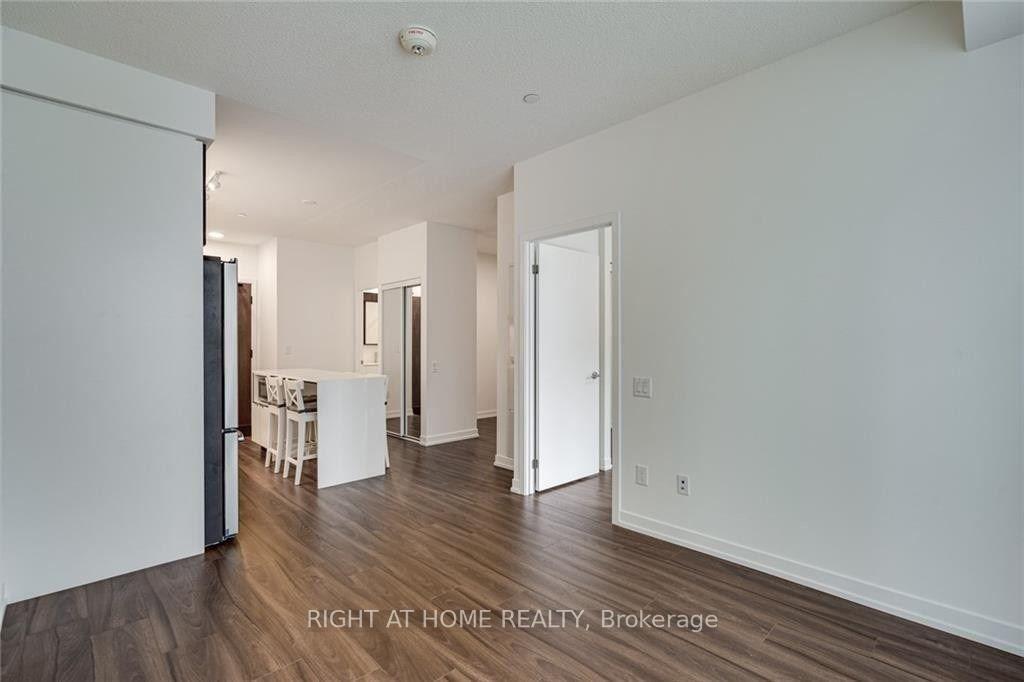 Photo 11 of Unit 415, 4065 Confederation Parkway, Mississauga, City Centre — HOMEH