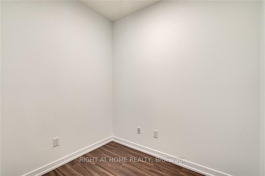 Photo 16 of Unit 415, 4065 Confederation Parkway, Mississauga, City Centre — HOMEH