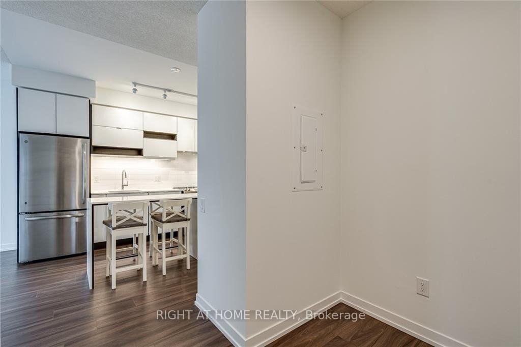 Photo 17 of Unit 415, 4065 Confederation Parkway, Mississauga, City Centre — HOMEH