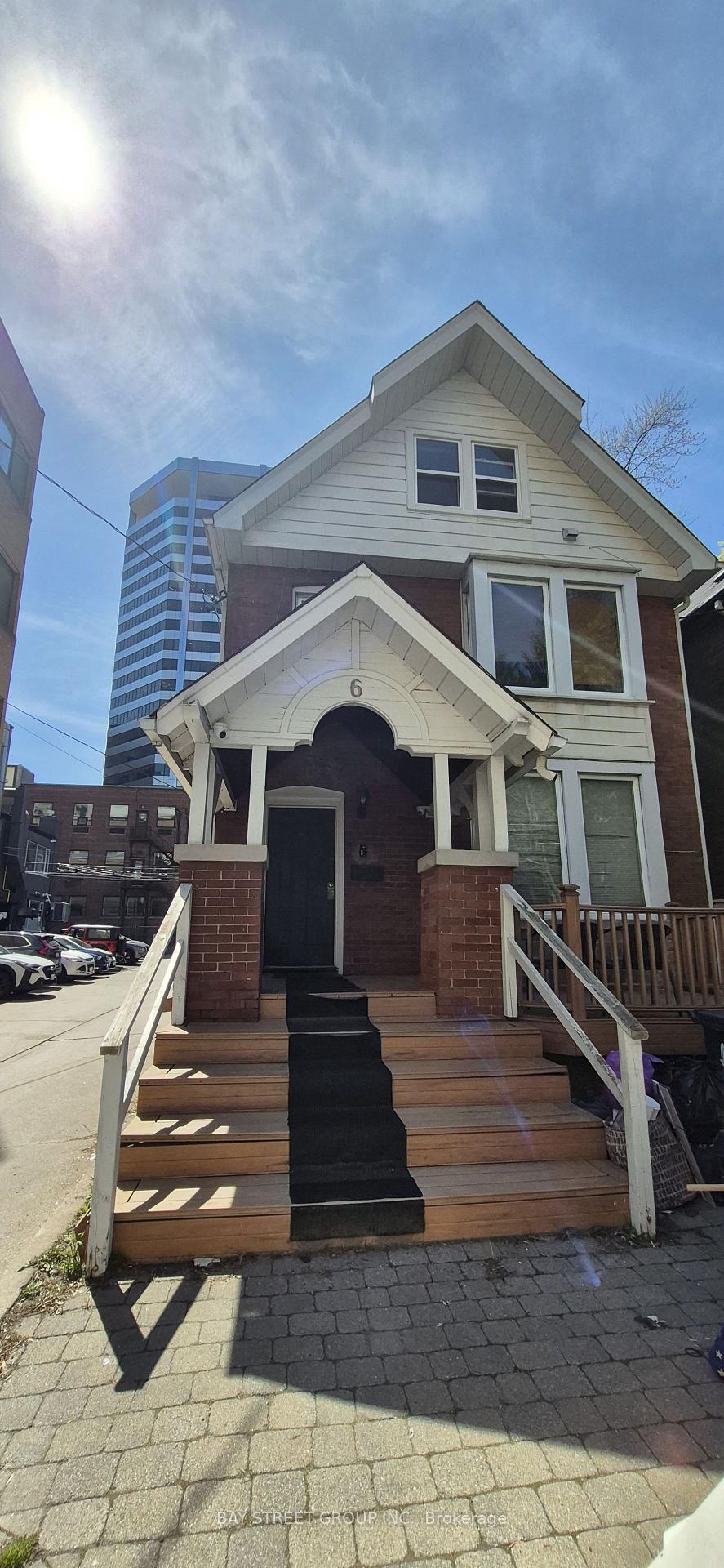 Photo 1 of 6 Ferndale Avenue, Toronto, Rosedale-Moore Park — HOMEH