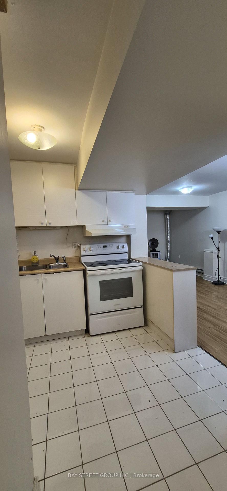 Photo 31 of 6 Ferndale Avenue, Toronto, Rosedale-Moore Park — HOMEH