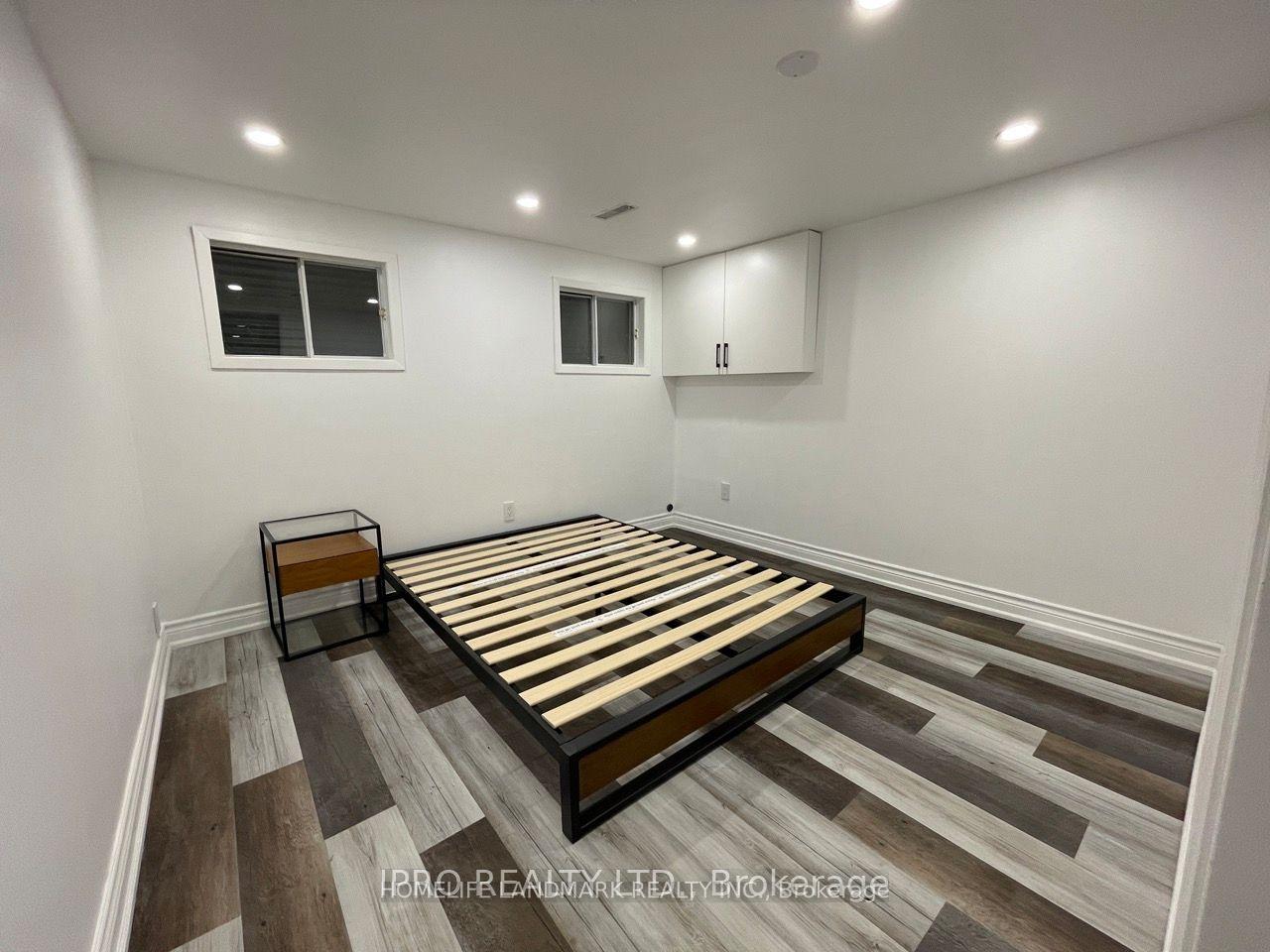 Photo 8 of Unit BSMT, 755 Botany Hill Crescent, Newmarket, Huron Heights-Leslie Valley — HOMEH