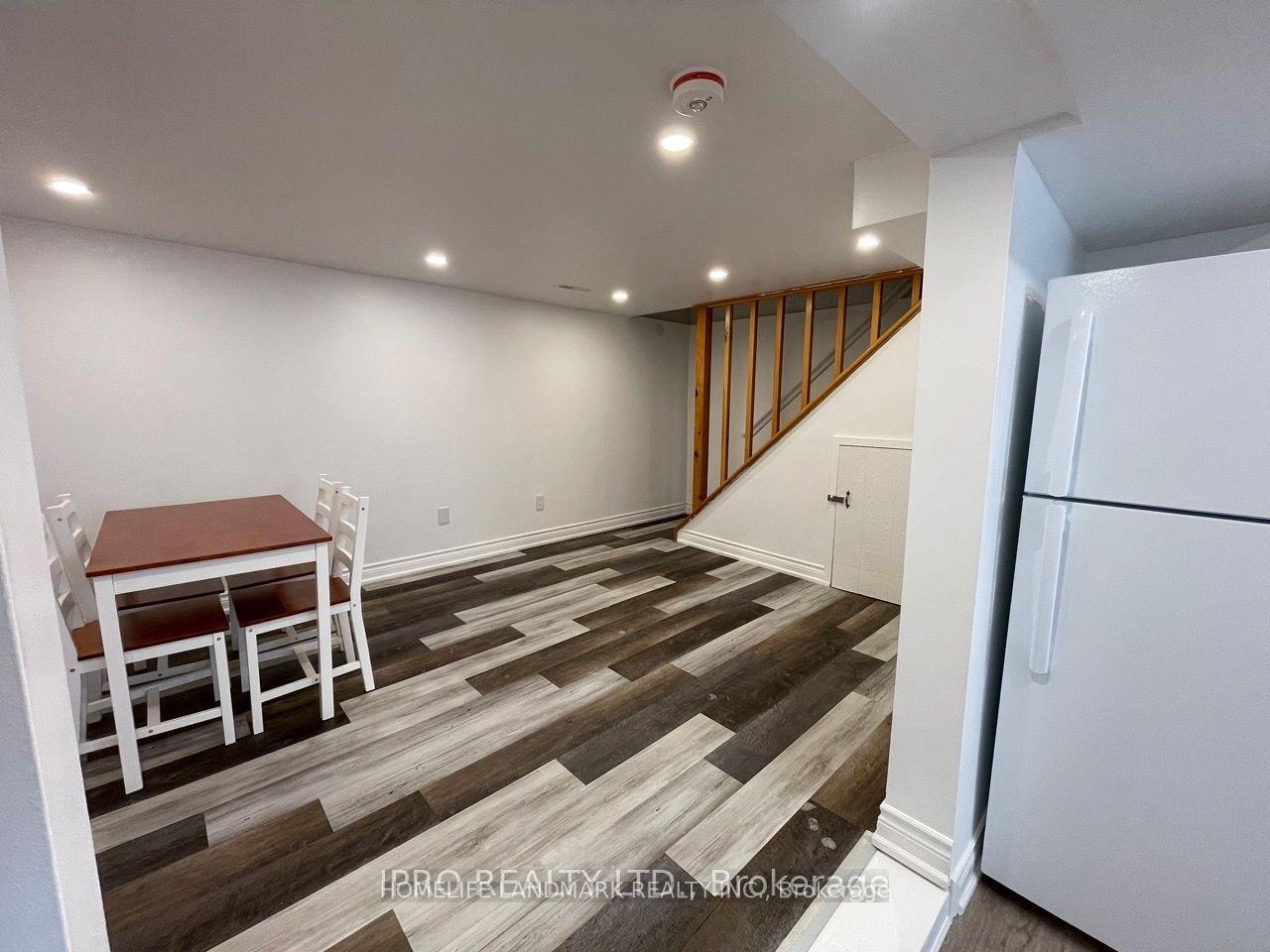 Photo 9 of Unit BSMT, 755 Botany Hill Crescent, Newmarket, Huron Heights-Leslie Valley — HOMEH