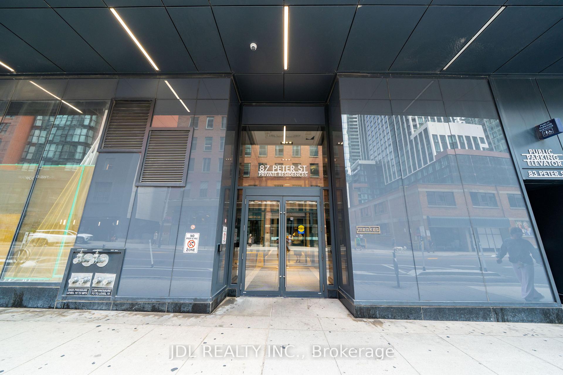 Photo 3 of Unit 1411, 87 Peter Street, Toronto, Waterfront Communities — HOMEH