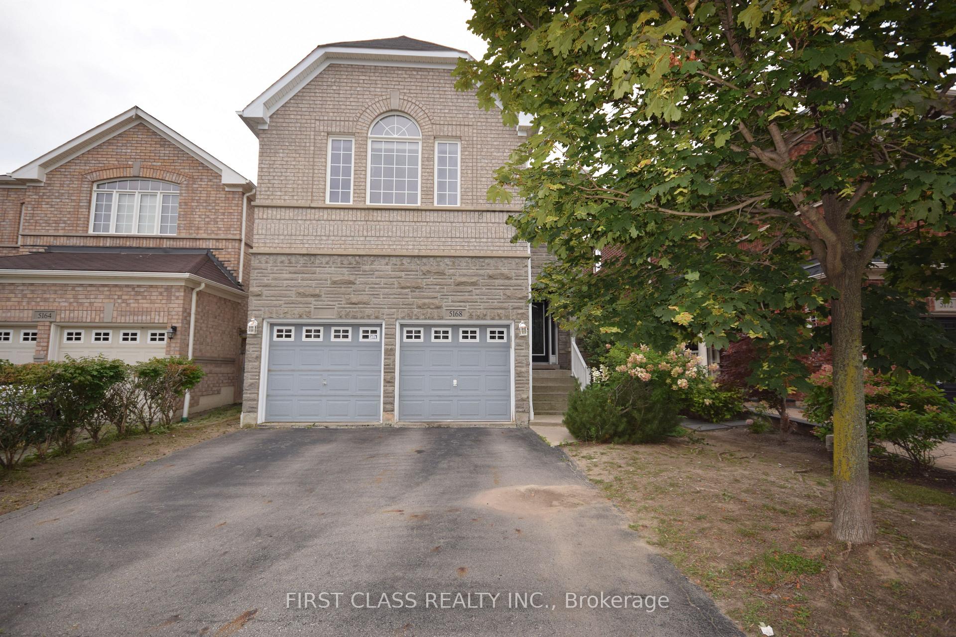 Front of 5168 Littlebend Drive