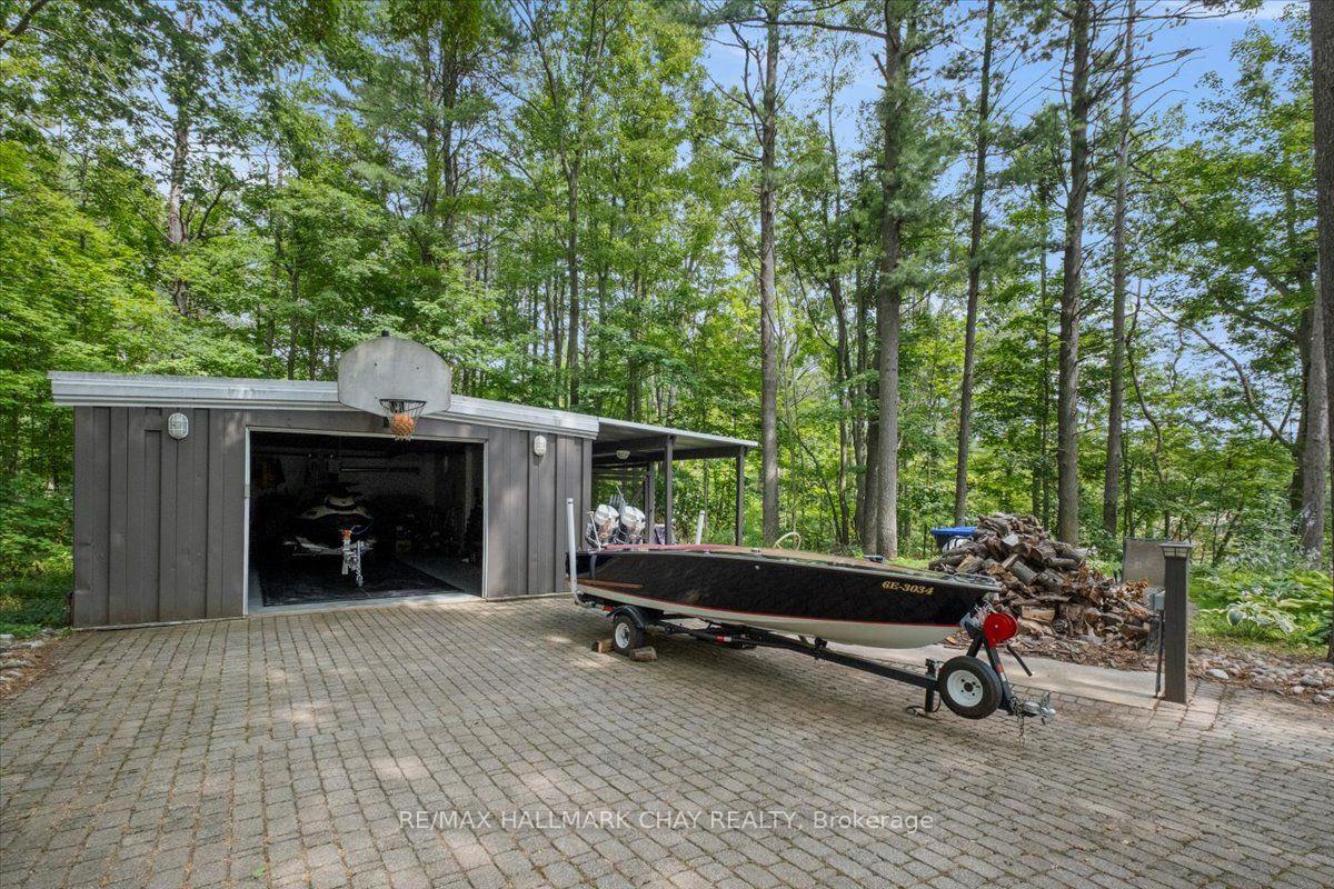 Photo 50 of 11 Park Trail, Springwater, Midhurst — HOMEH