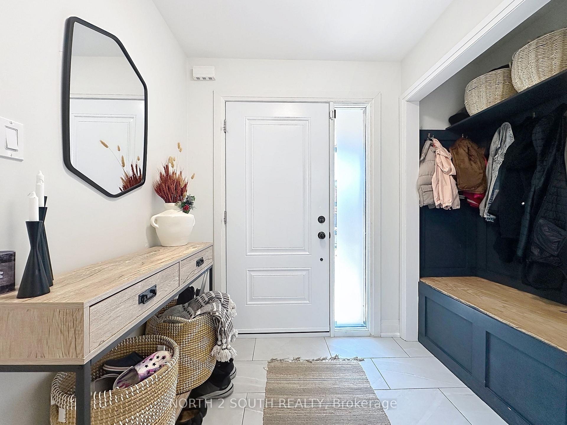 Photo 5 of Unit Upper, 93 Komura Road, Vaughan, Vellore Village — HOMEH