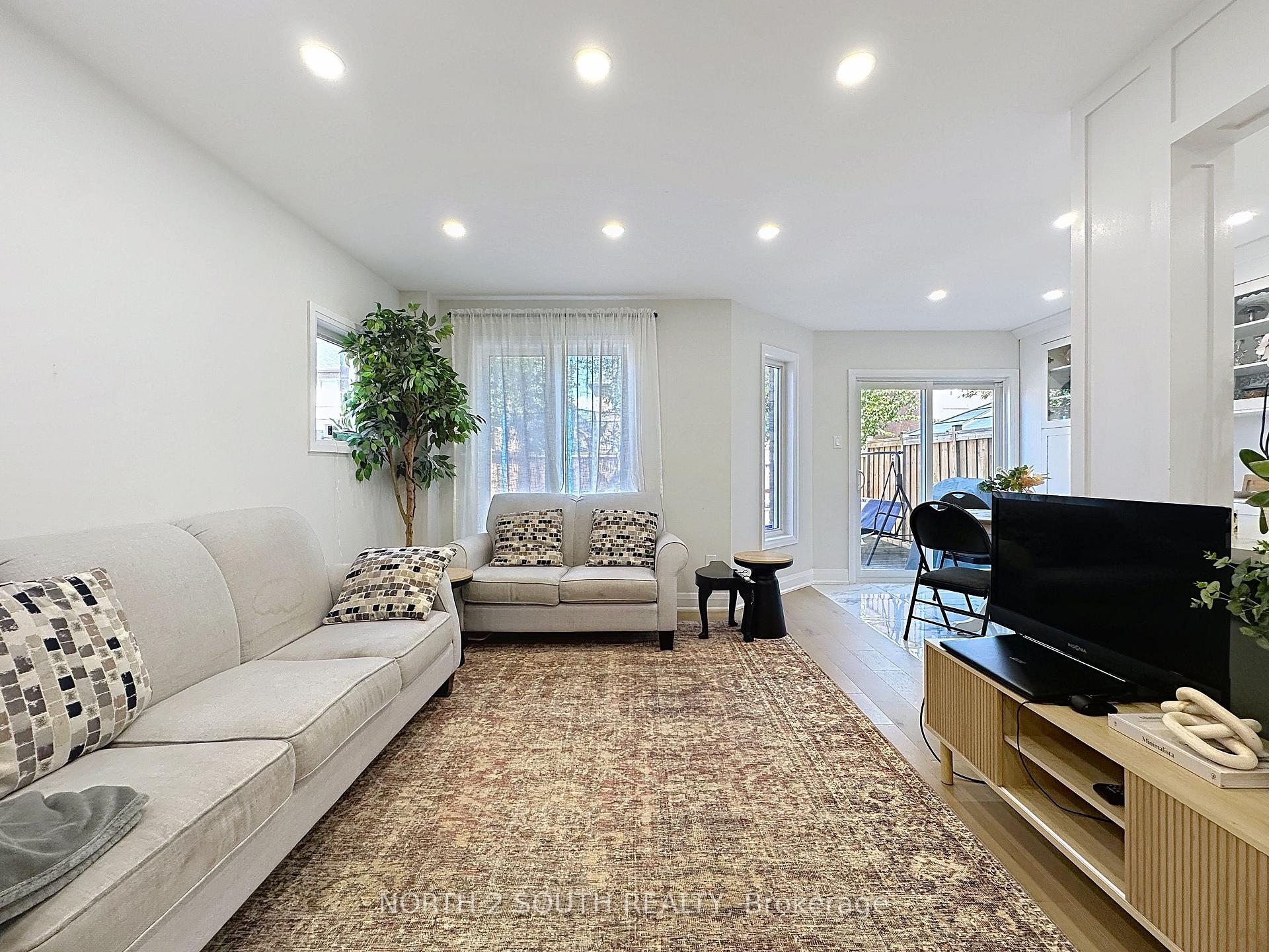 Photo 12 of Unit Upper, 93 Komura Road, Vaughan, Vellore Village — HOMEH