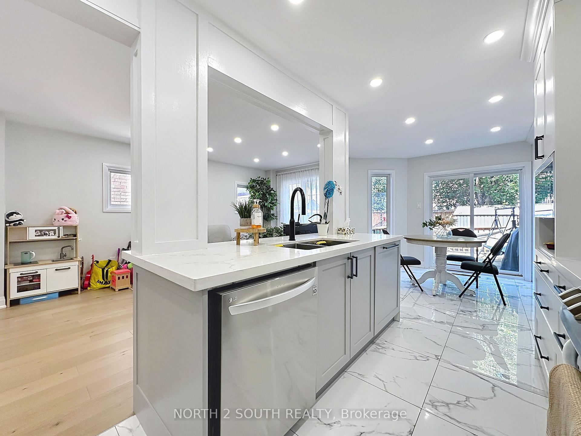 Photo 23 of Unit Upper, 93 Komura Road, Vaughan, Vellore Village — HOMEH