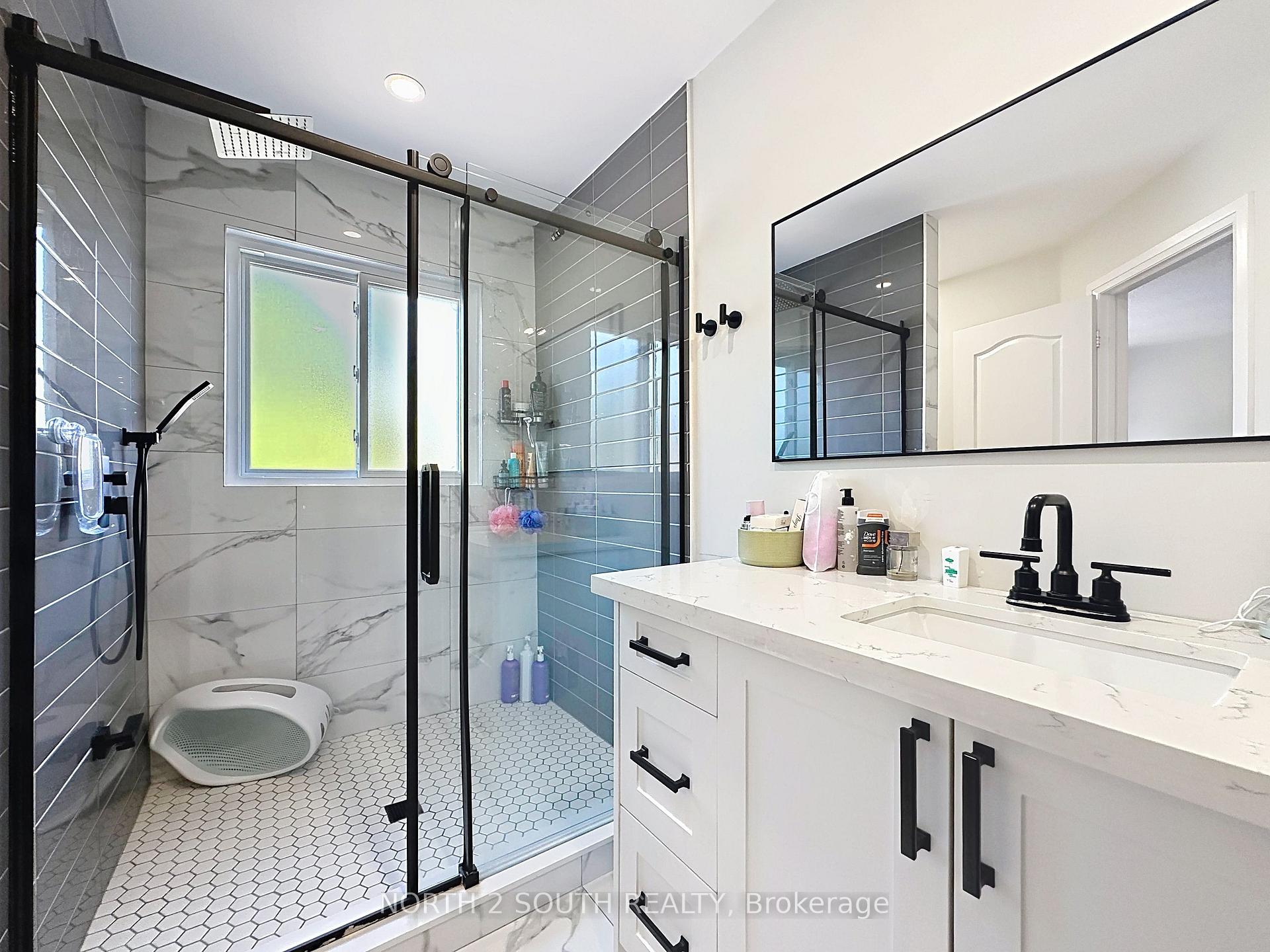 Photo 32 of Unit Upper, 93 Komura Road, Vaughan, Vellore Village — HOMEH