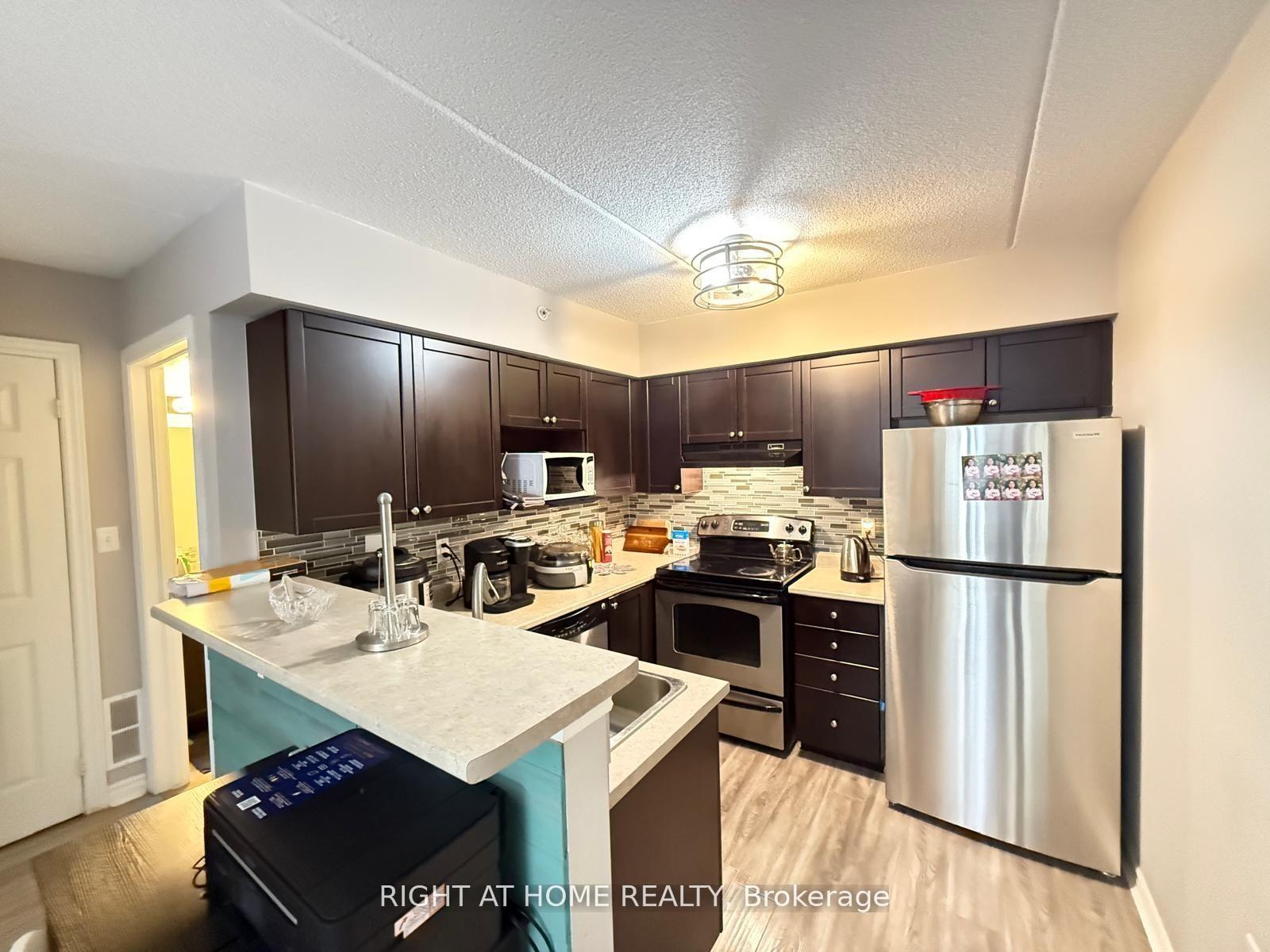 Photo 5 of Unit 206, 1340 Main Street, Milton, Dempsey — HOMEH