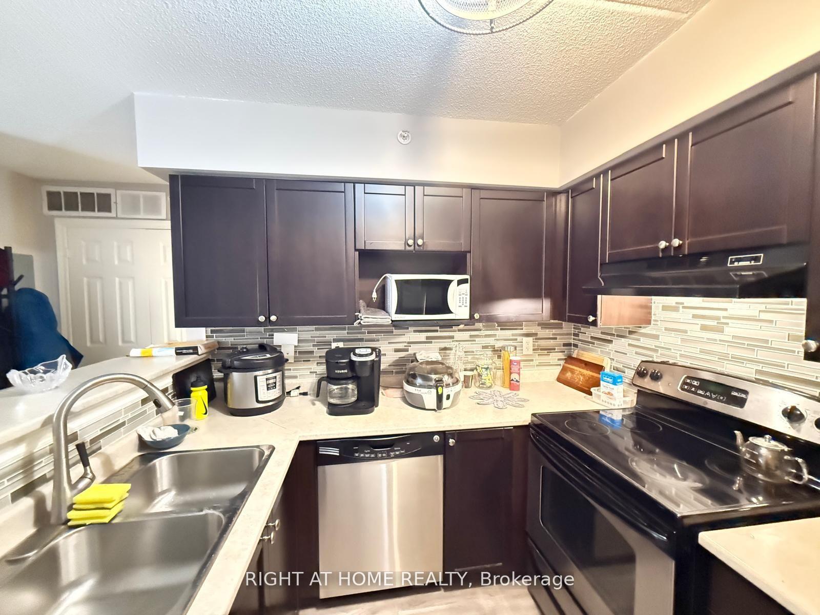 Photo 12 of Unit 206, 1340 Main Street, Milton, Dempsey — HOMEH