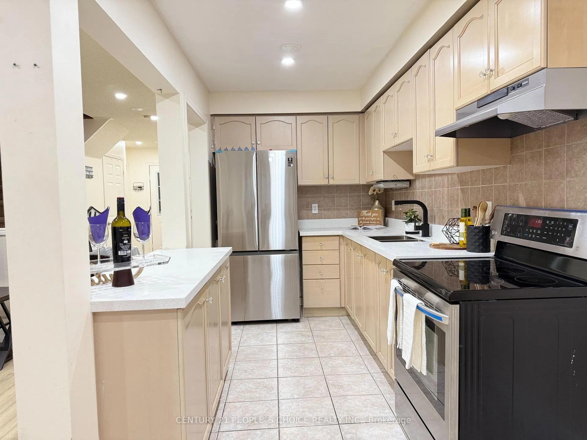 Photo 8 of 18 Coppermill Drive, Brampton, Northwest Sandalwood Parkway — HOMEH