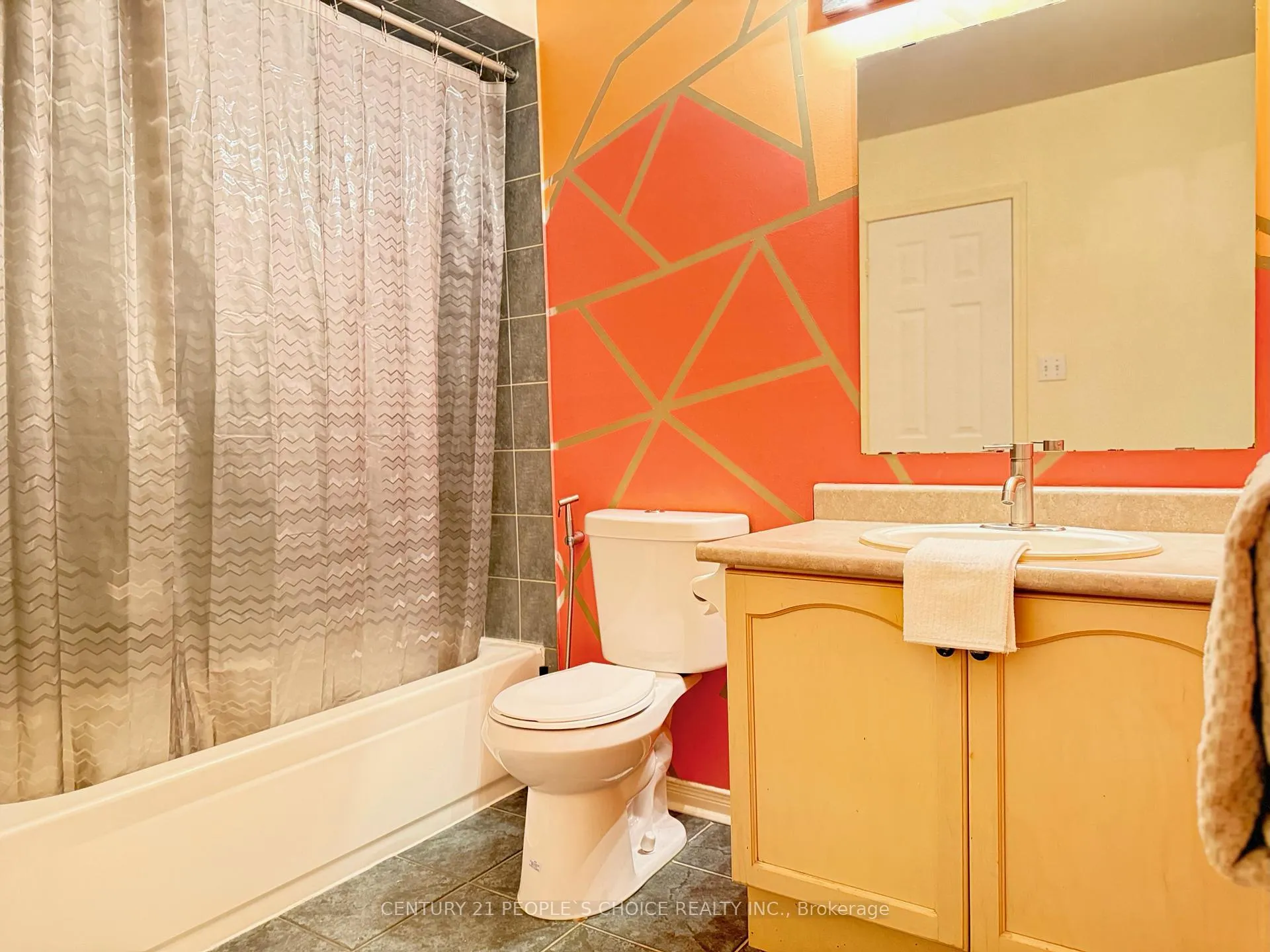 Photo 19 of 18 Coppermill Drive, Brampton, Northwest Sandalwood Parkway — HOMEH