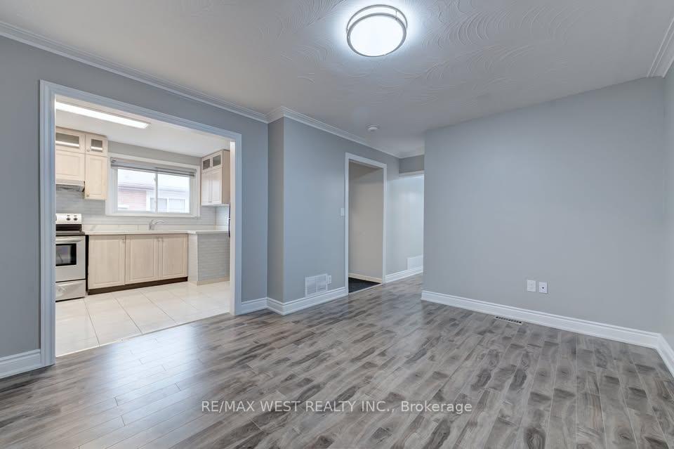 Photo 5 of Unit Main Lvl, 16 Hasbrooke Drive, North York, Humber Summit — HOMEH