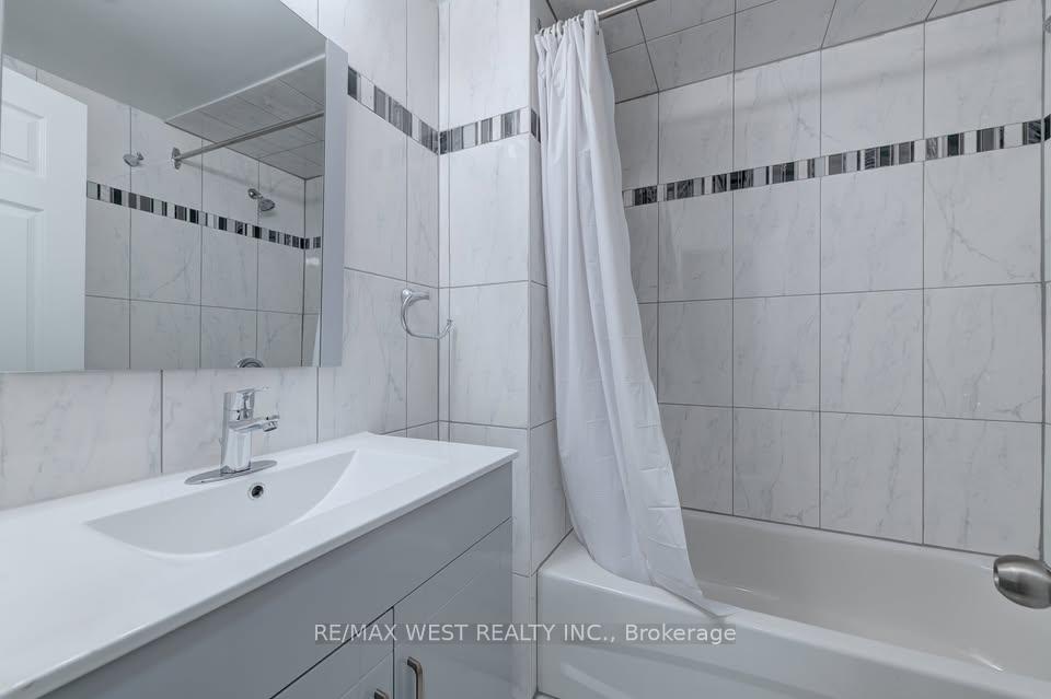 Photo 18 of Unit Main Lvl, 16 Hasbrooke Drive, North York, Humber Summit — HOMEH