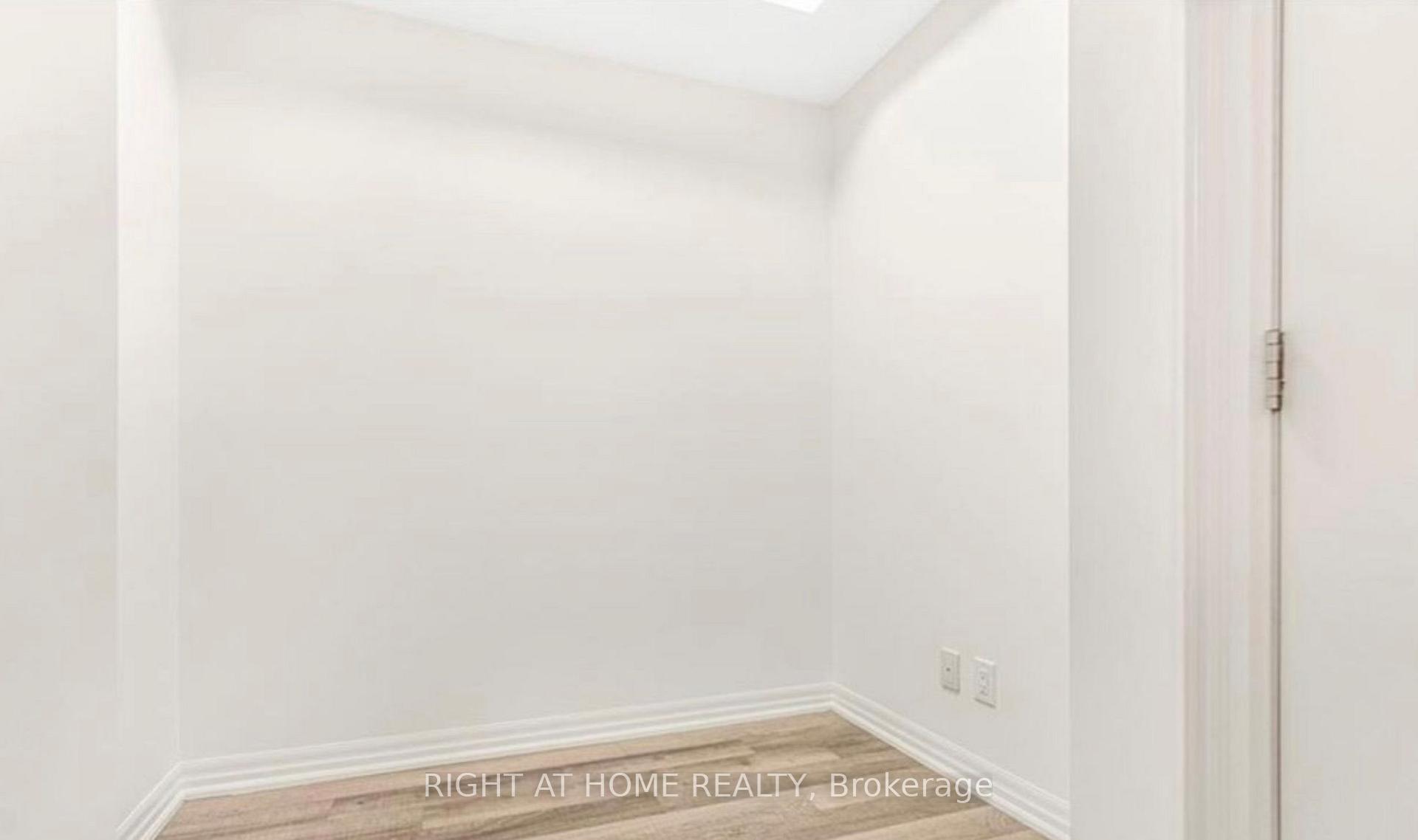 Photo 3 of Unit 7, 111 Worsley Street, Barrie, City Centre — HOMEH