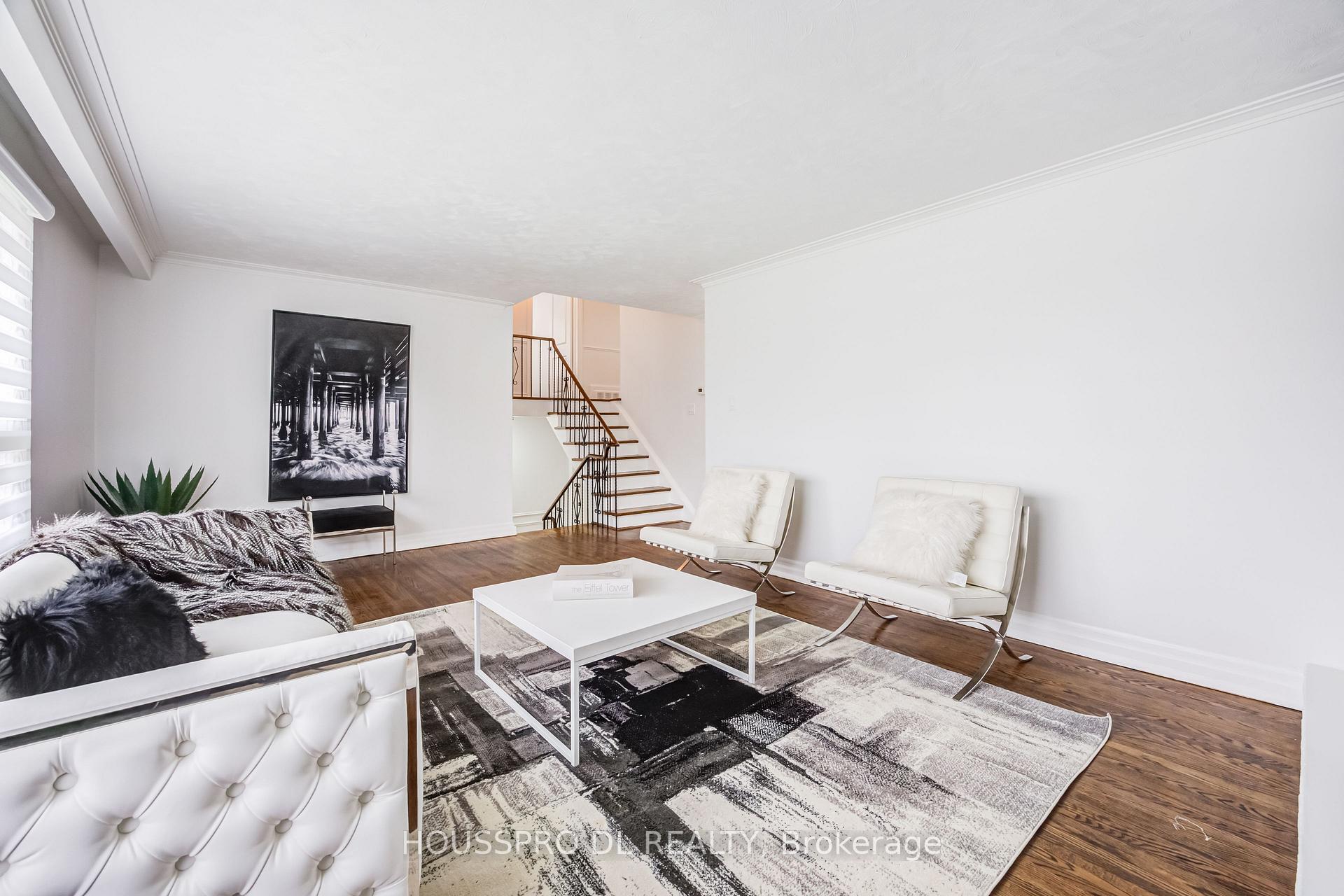 Photo 9 of 49 Bowerbank Drive, North York, Newtonbrook East — HOMEH