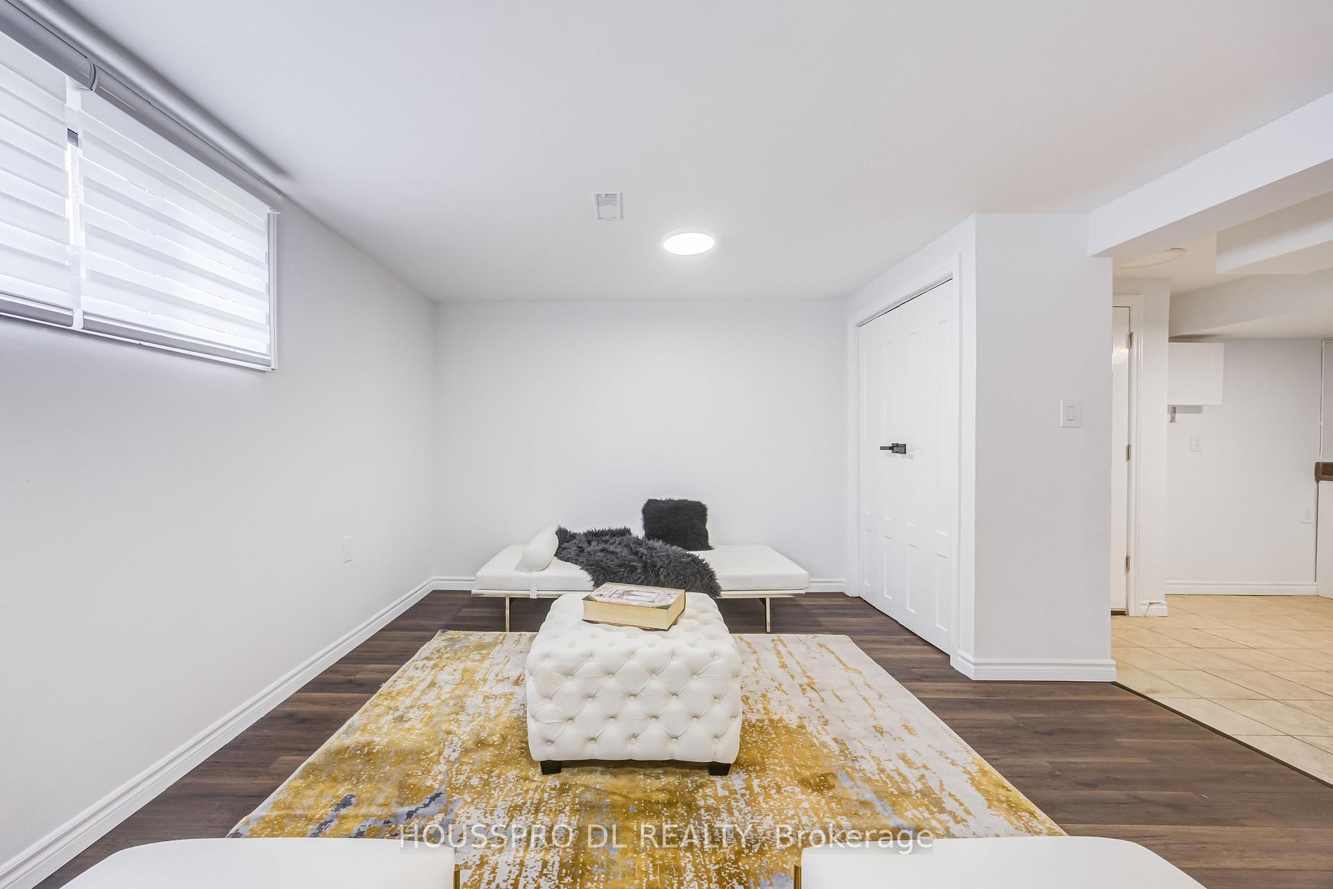 Photo 41 of 49 Bowerbank Drive, North York, Newtonbrook East — HOMEH