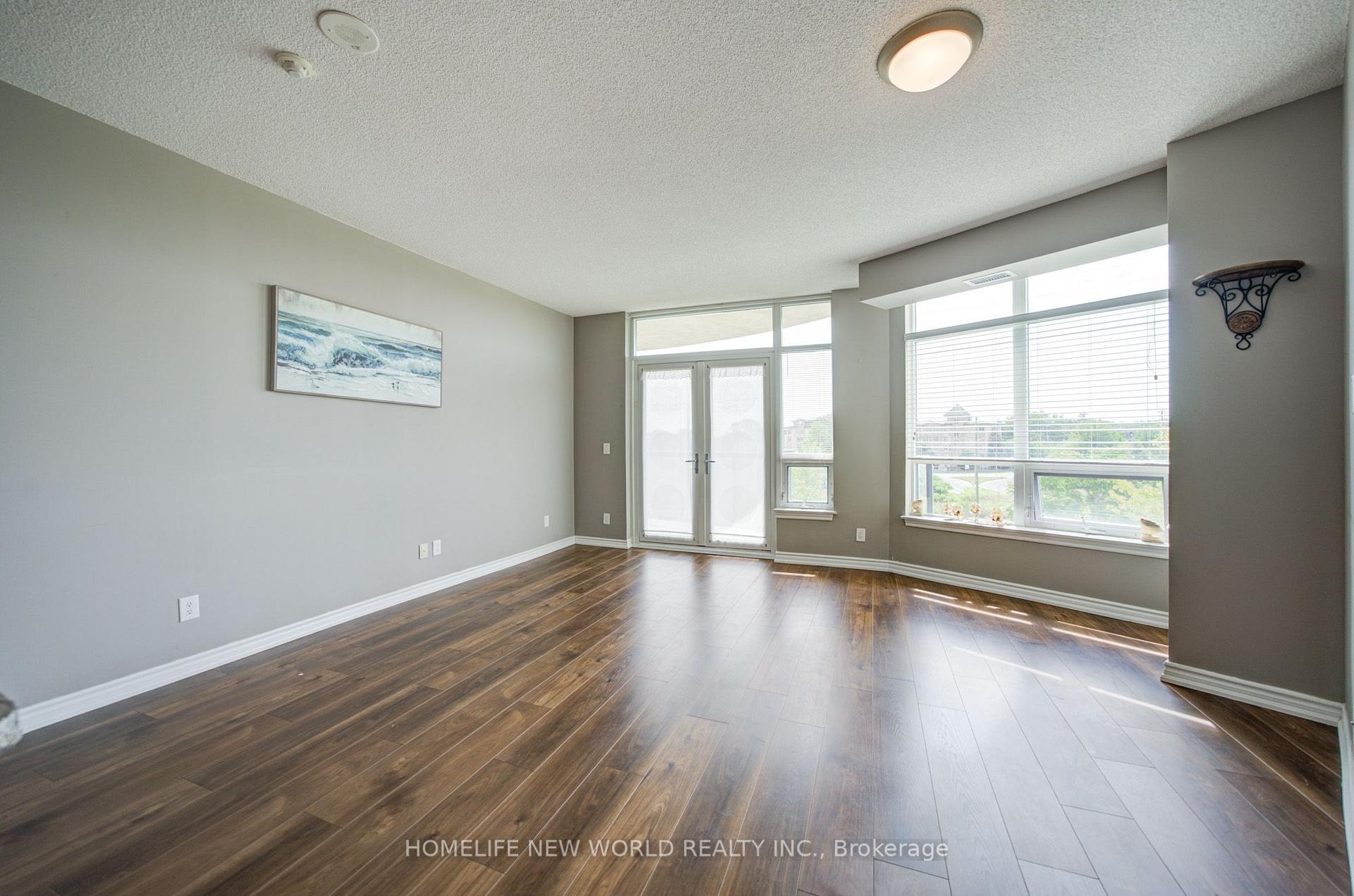 Photo 8 of Unit 304, 1135 Royal York Road, Etobicoke, Edenbridge-Humber Valley — HOMEH