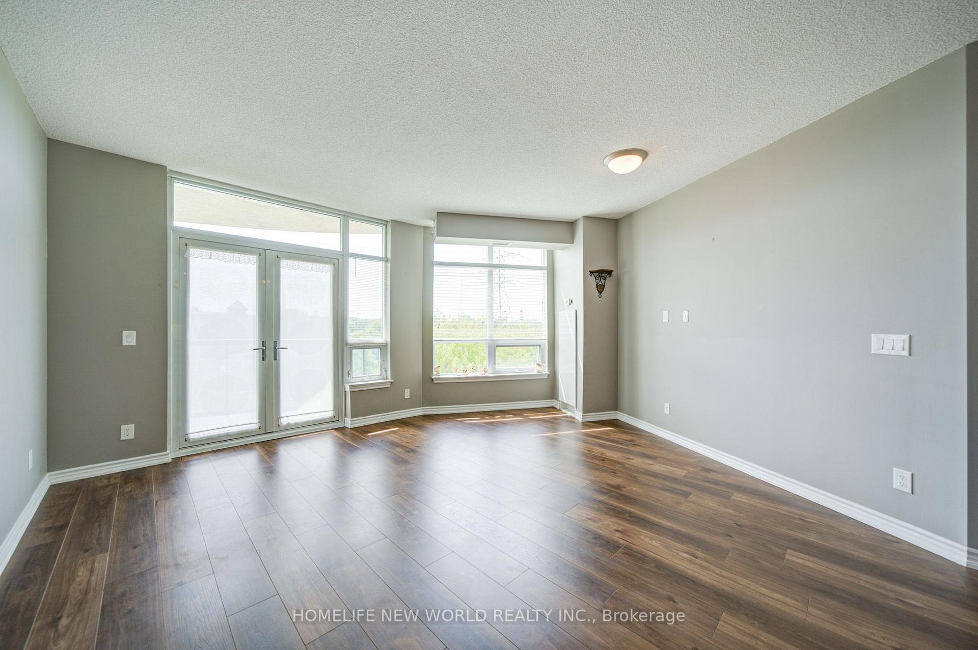 Photo 10 of Unit 304, 1135 Royal York Road, Etobicoke, Edenbridge-Humber Valley — HOMEH