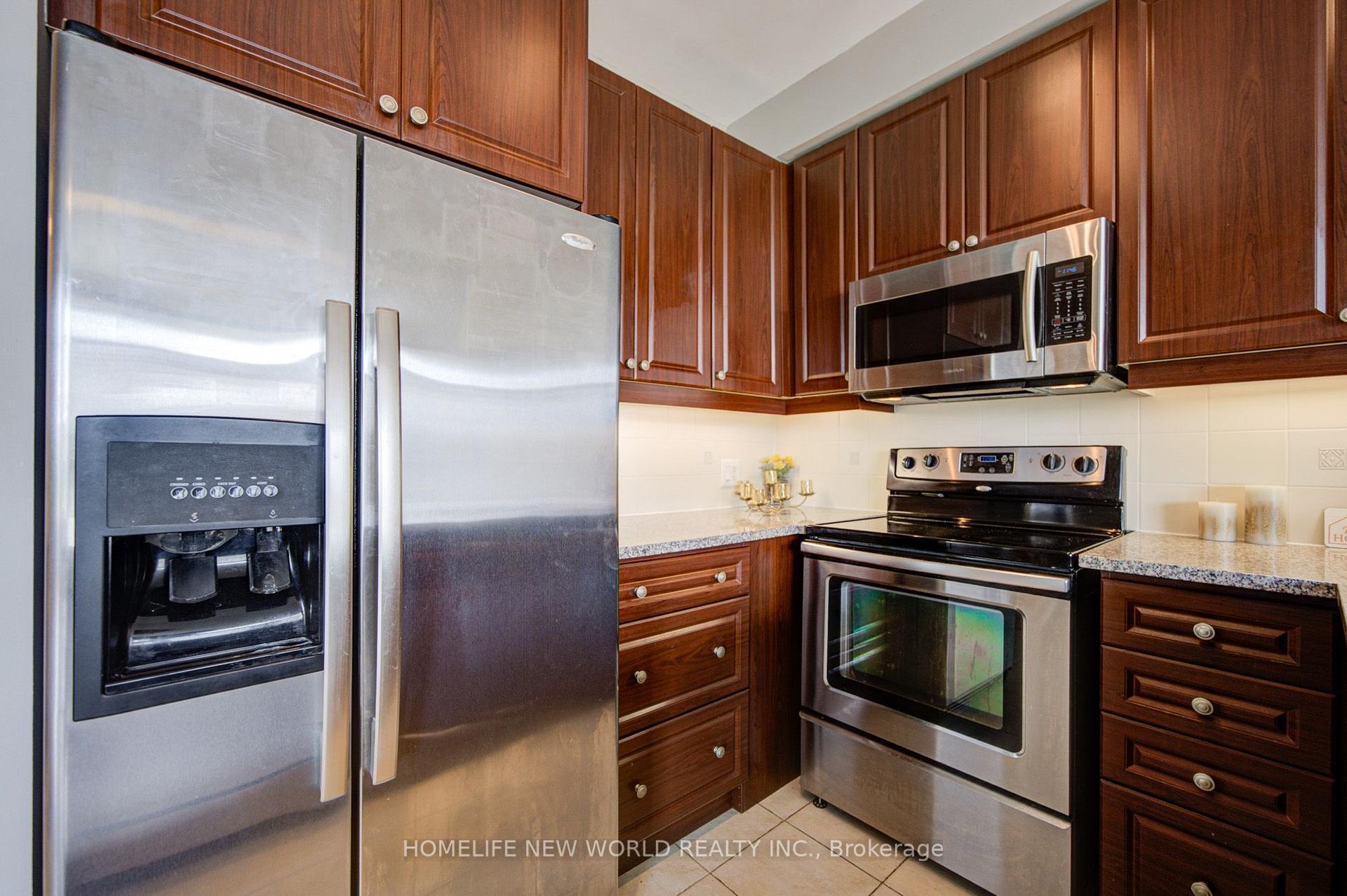 Photo 17 of Unit 304, 1135 Royal York Road, Etobicoke, Edenbridge-Humber Valley — HOMEH