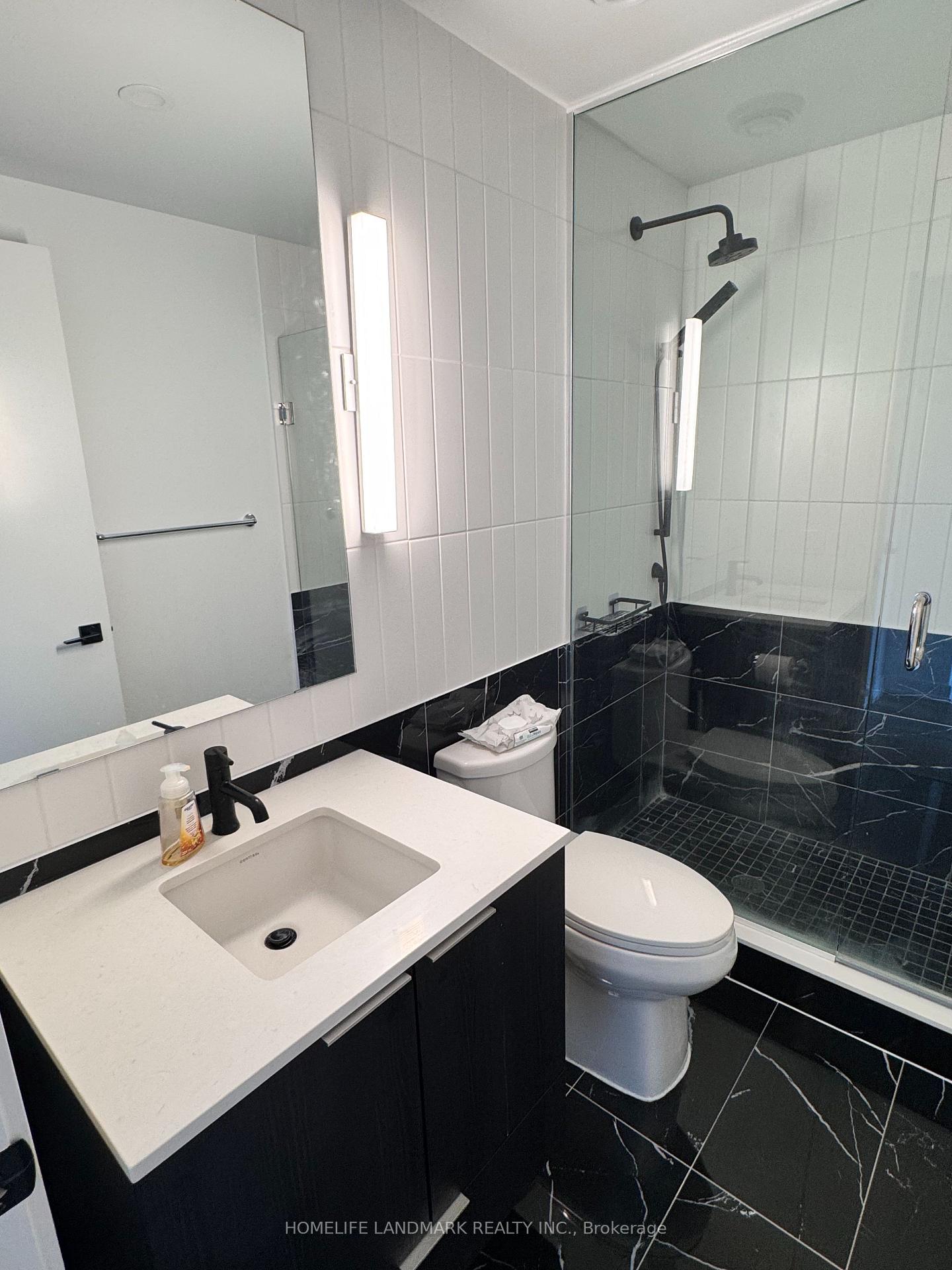 Photo 4 of Unit 4001, 327 King Street, Toronto, Waterfront Communities — HOMEH