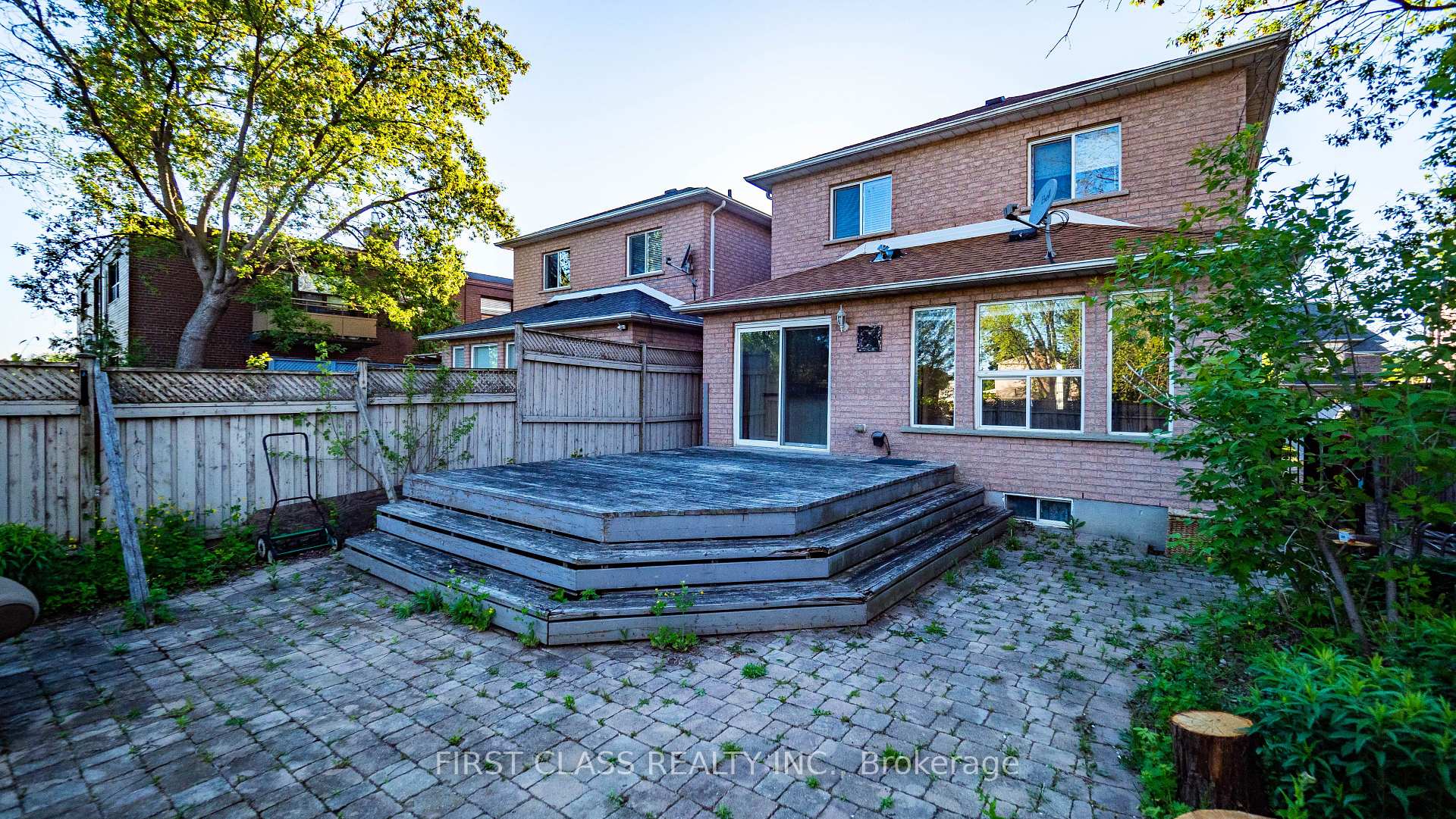 Photo 31 of 13 Princess Street, Mississauga, Streetsville — HOMEH