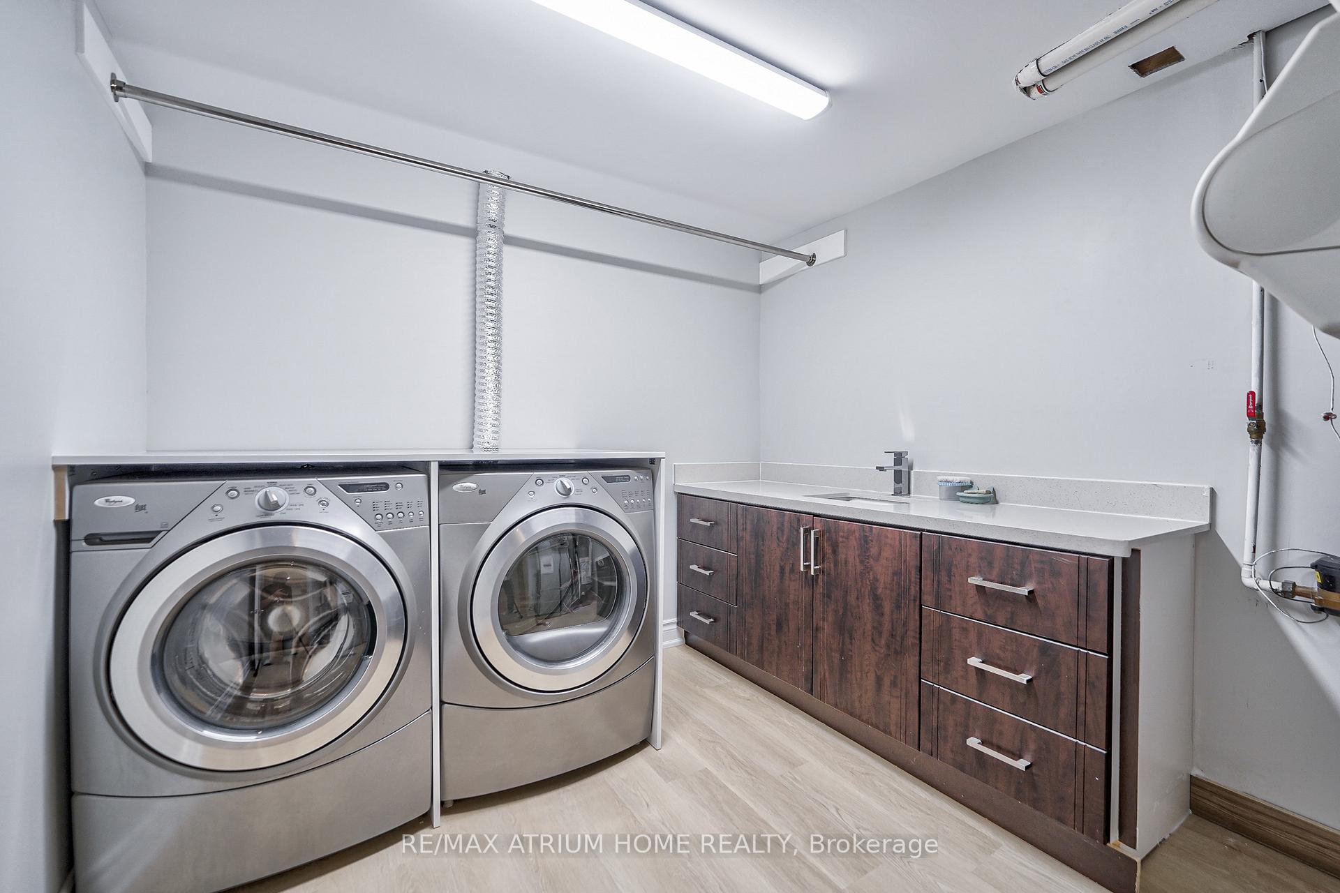 Photo 36 of 61 Trothen Circle, Markham, Markham Village — HOMEH