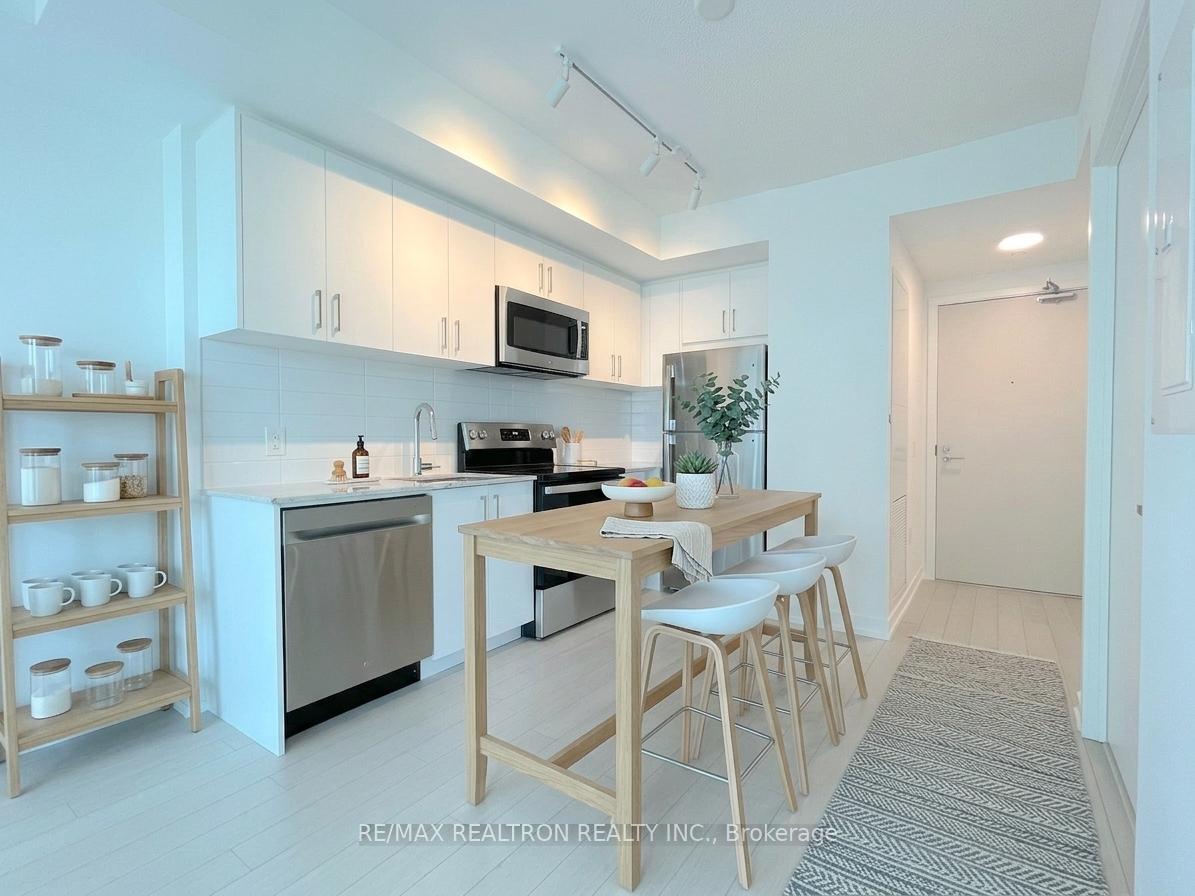 Front of Unit 1305, 4010 Eglinton Avenue W