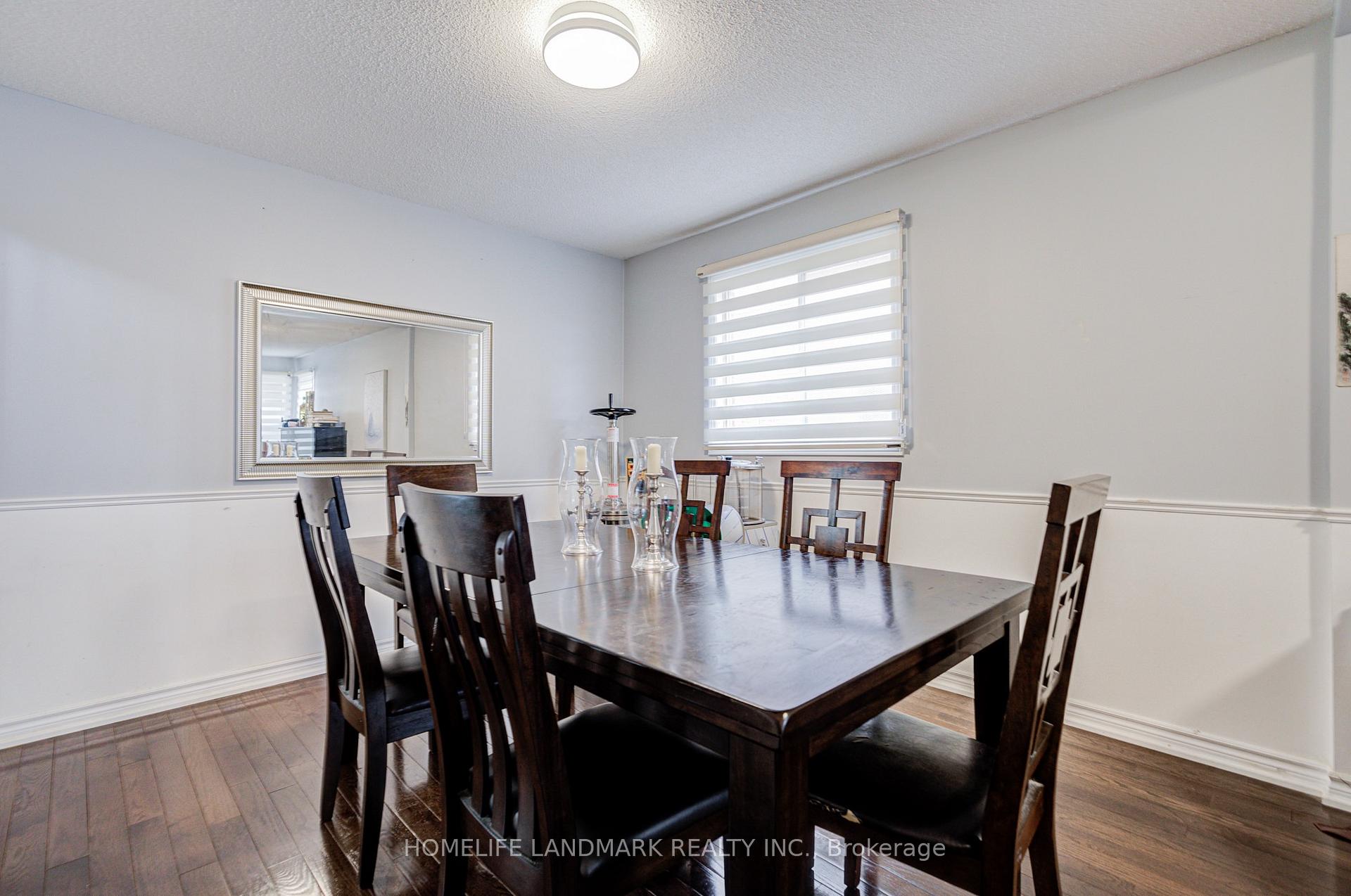 Photo 7 of 35 Royal Palm Drive, Vaughan, Crestwood-Springfarm-Yorkhill — HOMEH