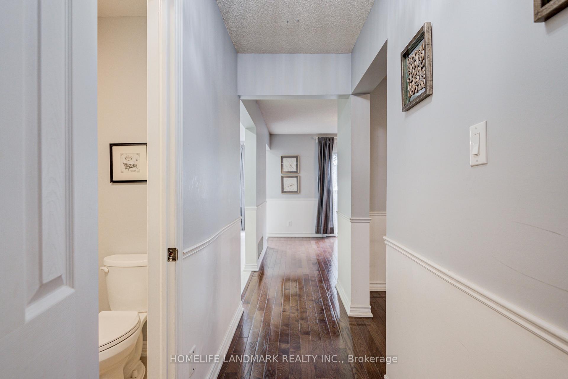 Photo 11 of 35 Royal Palm Drive, Vaughan, Crestwood-Springfarm-Yorkhill — HOMEH