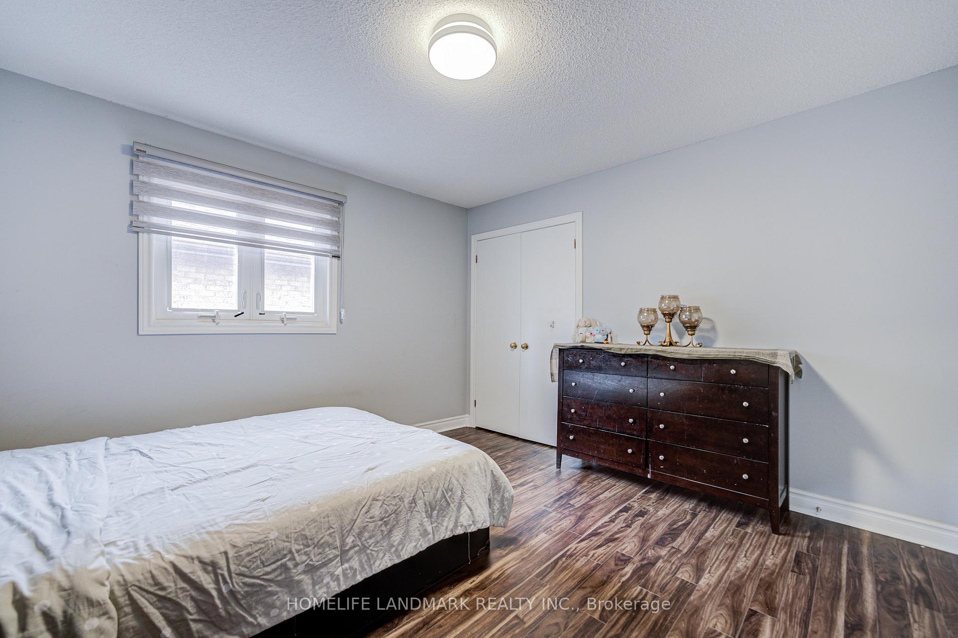 Photo 26 of 35 Royal Palm Drive, Vaughan, Crestwood-Springfarm-Yorkhill — HOMEH