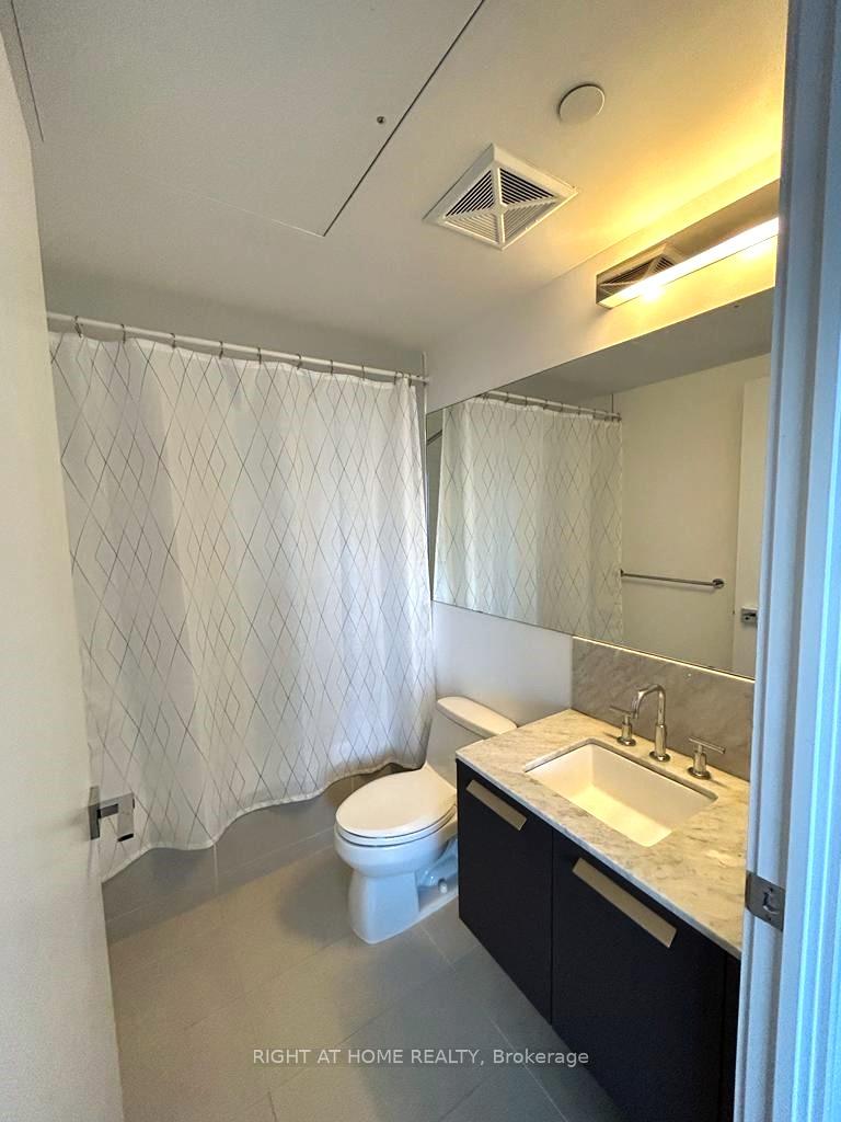 Photo 6 of Unit 2802, 42 Charles Street E, Toronto, Church-Yonge Corridor — HOMEH