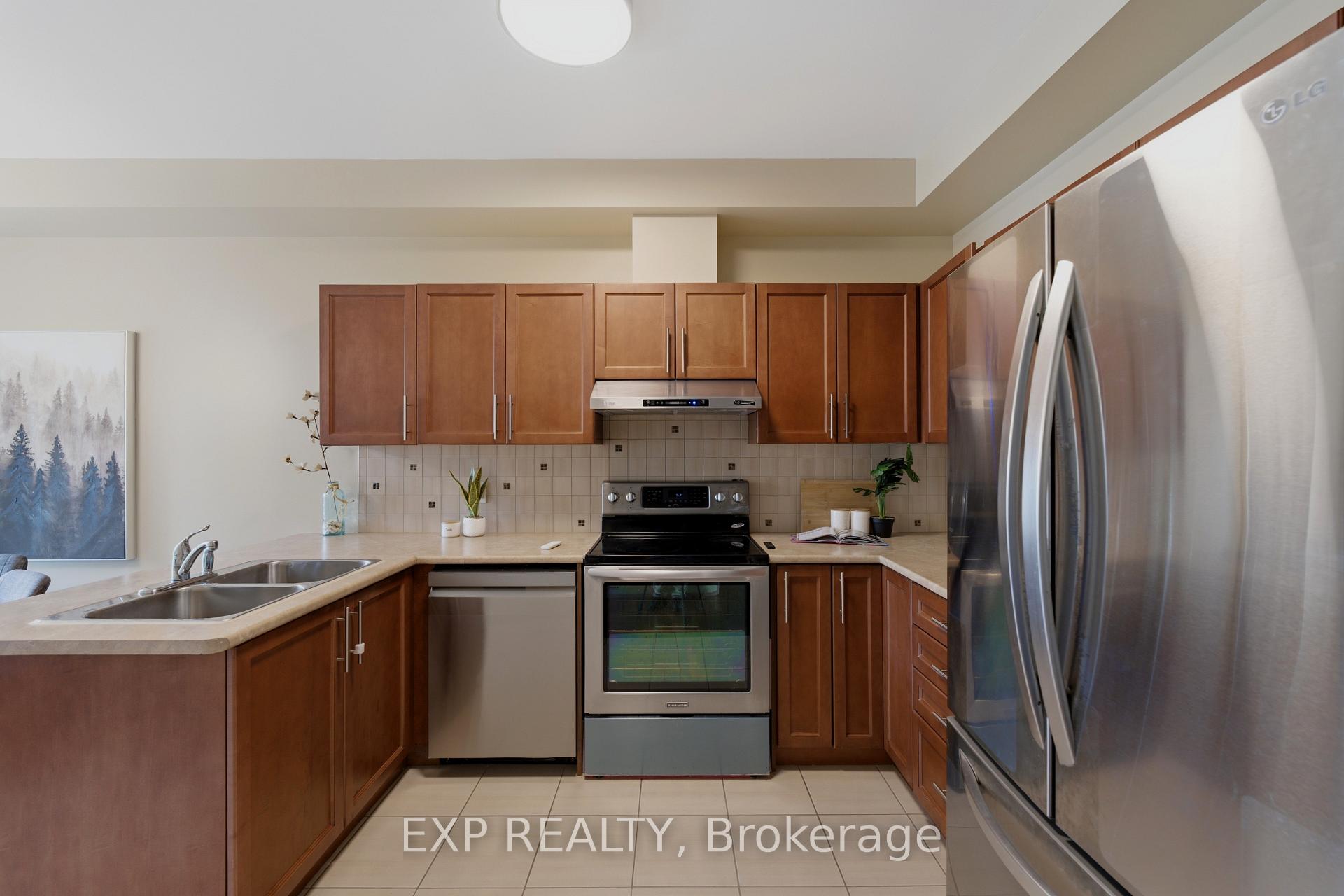 Photo 15 of 118 Laramie Crescent, Ottawa, Barrhaven - Stonebridge — HOMEH