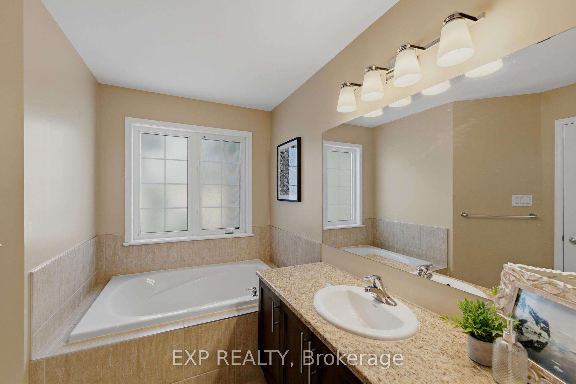 Photo 23 of 118 Laramie Crescent, Ottawa, Barrhaven - Stonebridge — HOMEH