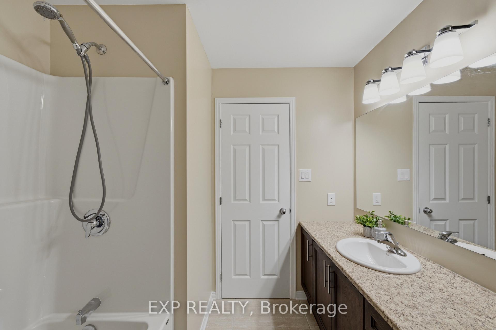 Photo 29 of 118 Laramie Crescent, Ottawa, Barrhaven - Stonebridge — HOMEH