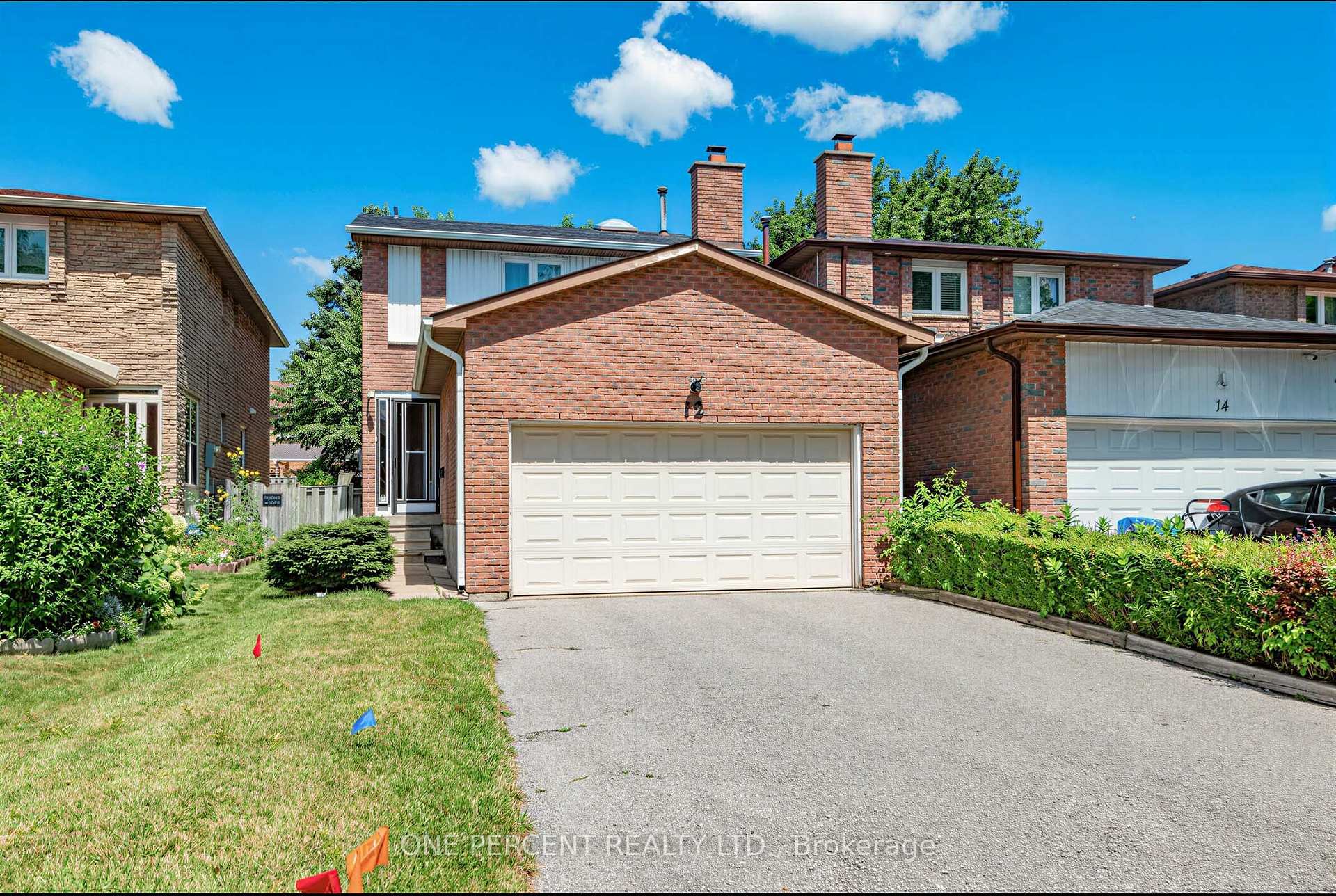 Photo 2 of 12 Appleby Crescent, Markham, Milliken Mills West — HOMEH