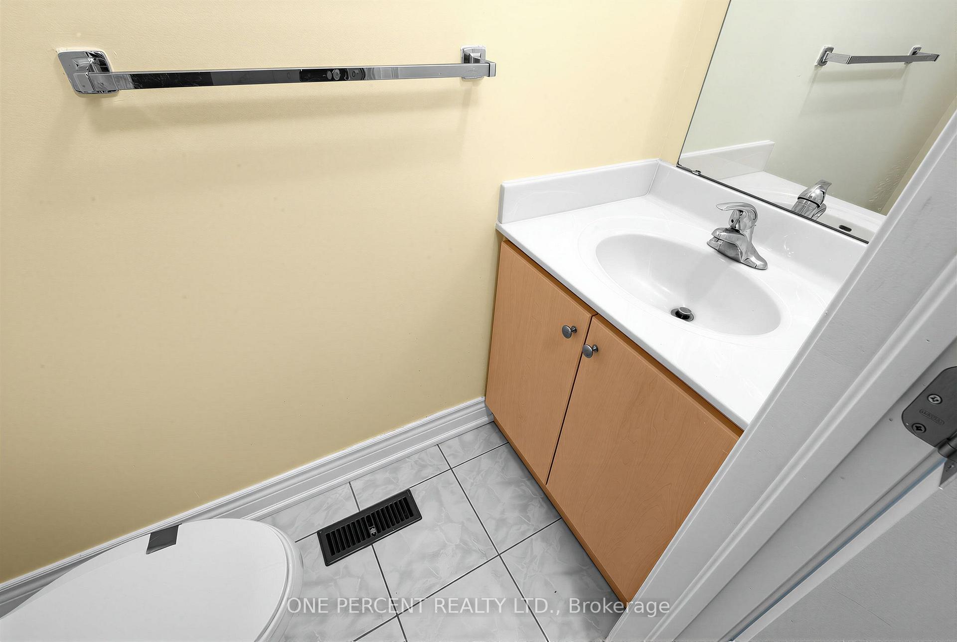 Photo 32 of 12 Appleby Crescent, Markham, Milliken Mills West — HOMEH
