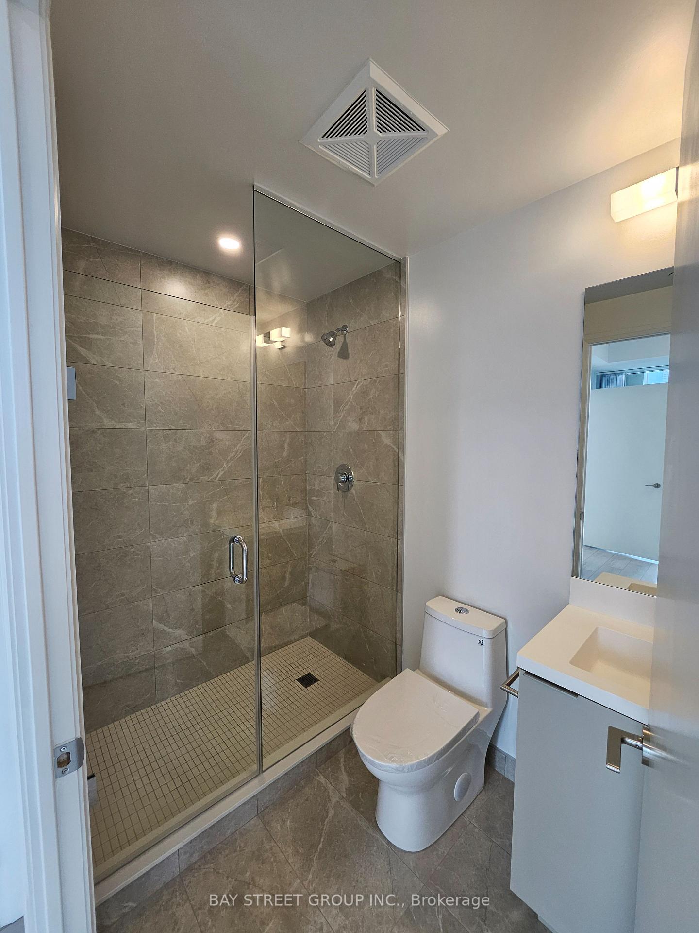 Photo 11 of Unit 2206, 400 King Street W, Toronto, Waterfront Communities — HOMEH