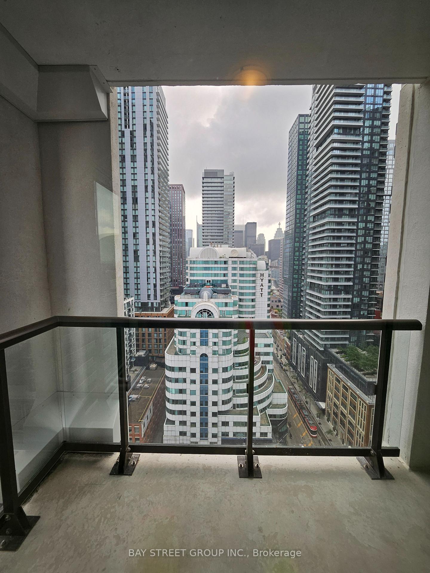 Photo 15 of Unit 2206, 400 King Street W, Toronto, Waterfront Communities — HOMEH