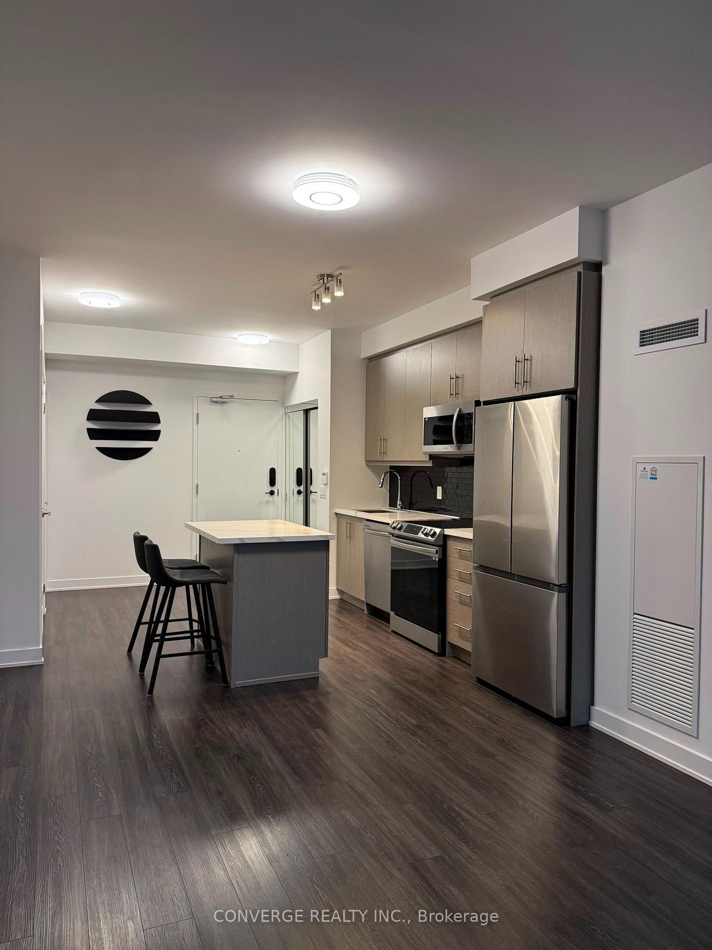Photo 2 of Unit 2303, 95 Oneida Crescent, Richmond Hill, Langstaff — HOMEH