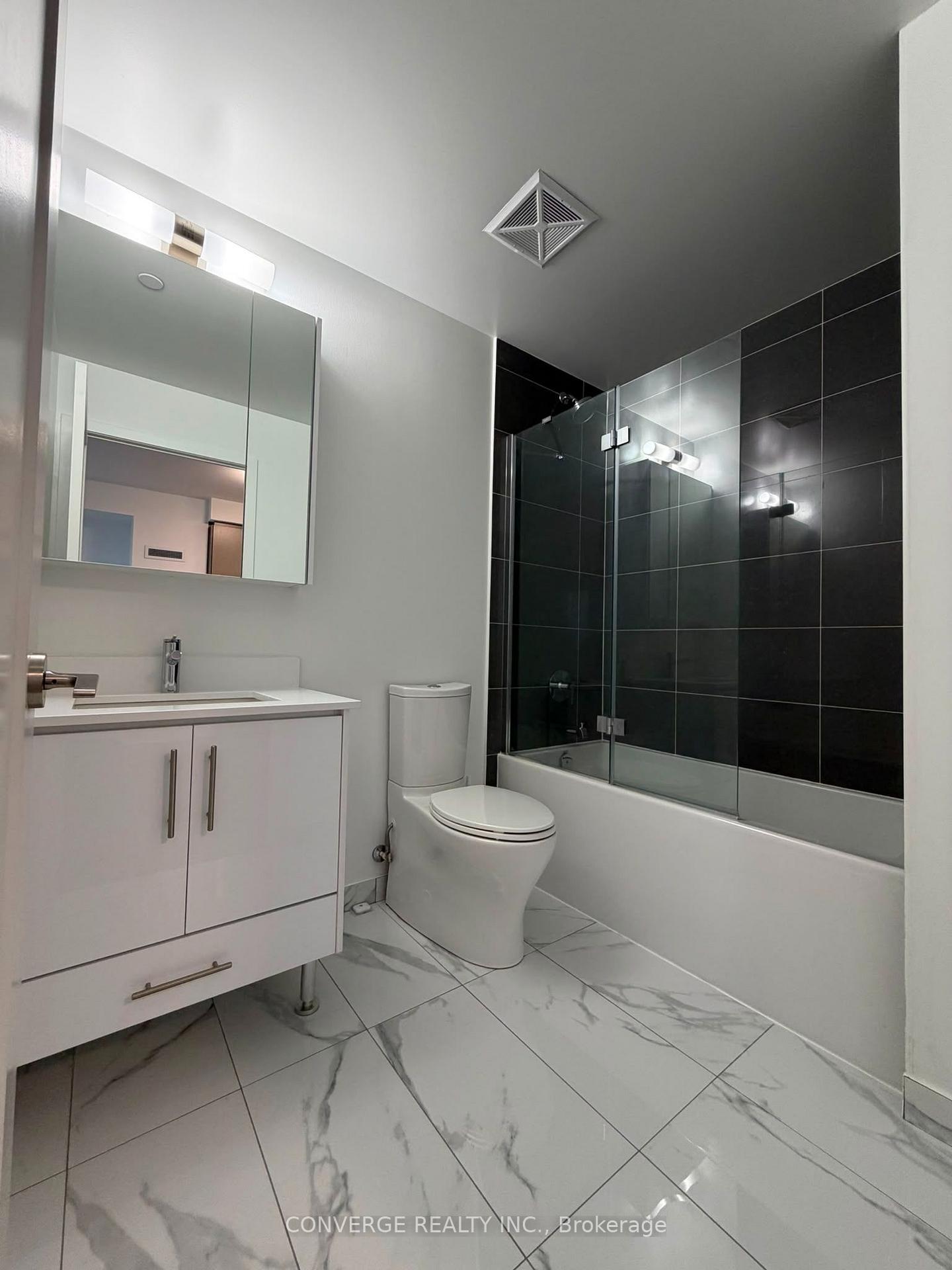 Photo 10 of Unit 2303, 95 Oneida Crescent, Richmond Hill, Langstaff — HOMEH