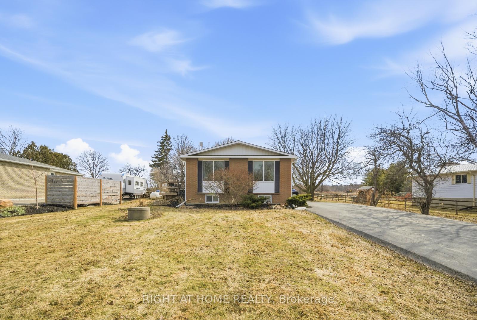 Photo 3 of 5885 7th Line, New Tecumseth, Rural New Tecumseth — HOMEH