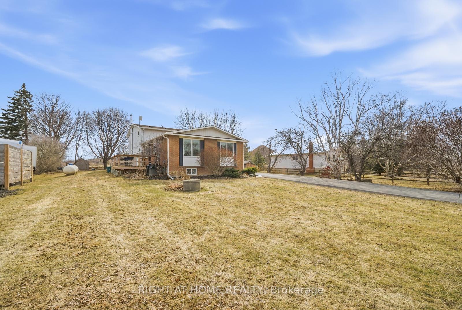 Photo 4 of 5885 7th Line, New Tecumseth, Rural New Tecumseth — HOMEH