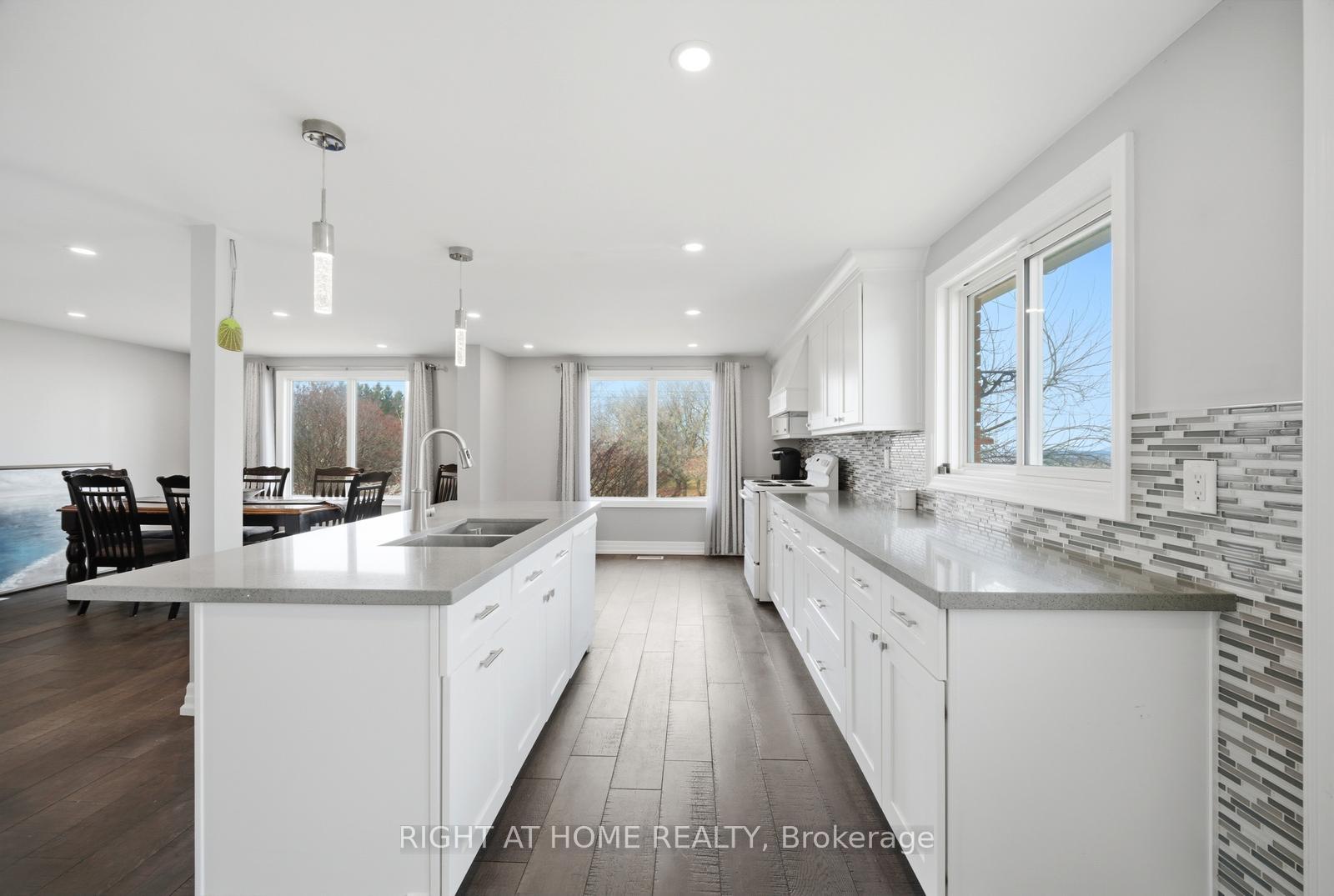 Photo 9 of 5885 7th Line, New Tecumseth, Rural New Tecumseth — HOMEH