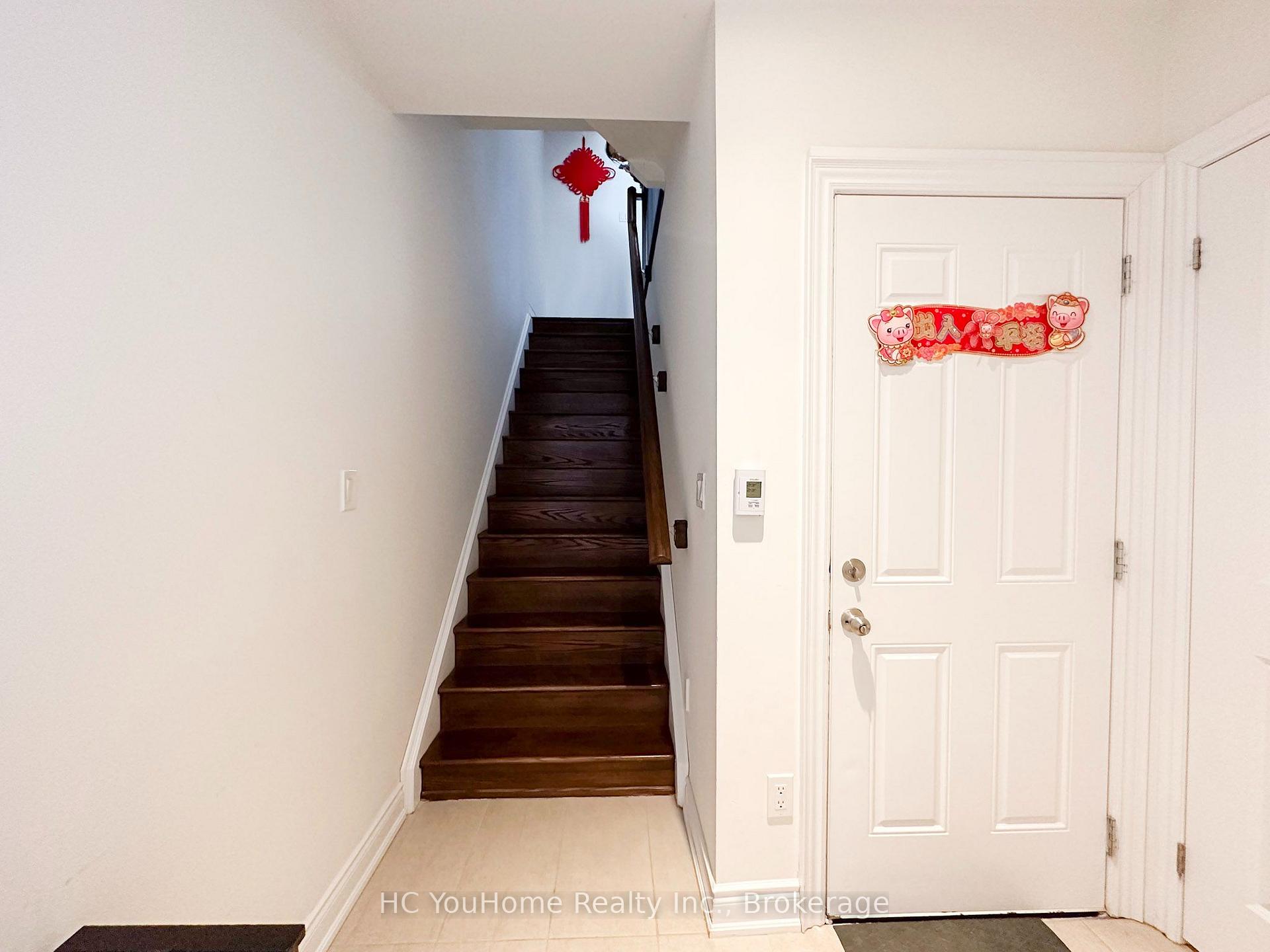 Photo 4 of 2097 Queensborough Gate, Mississauga, Central Erin Mills — HOMEH